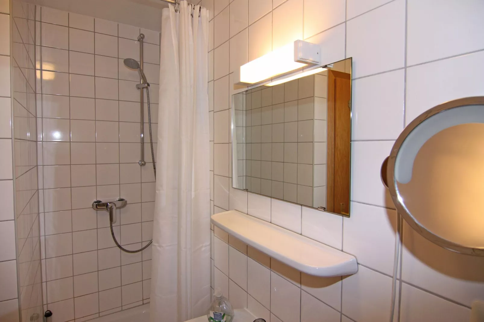 In 6a EG 70 qm-Bathroom