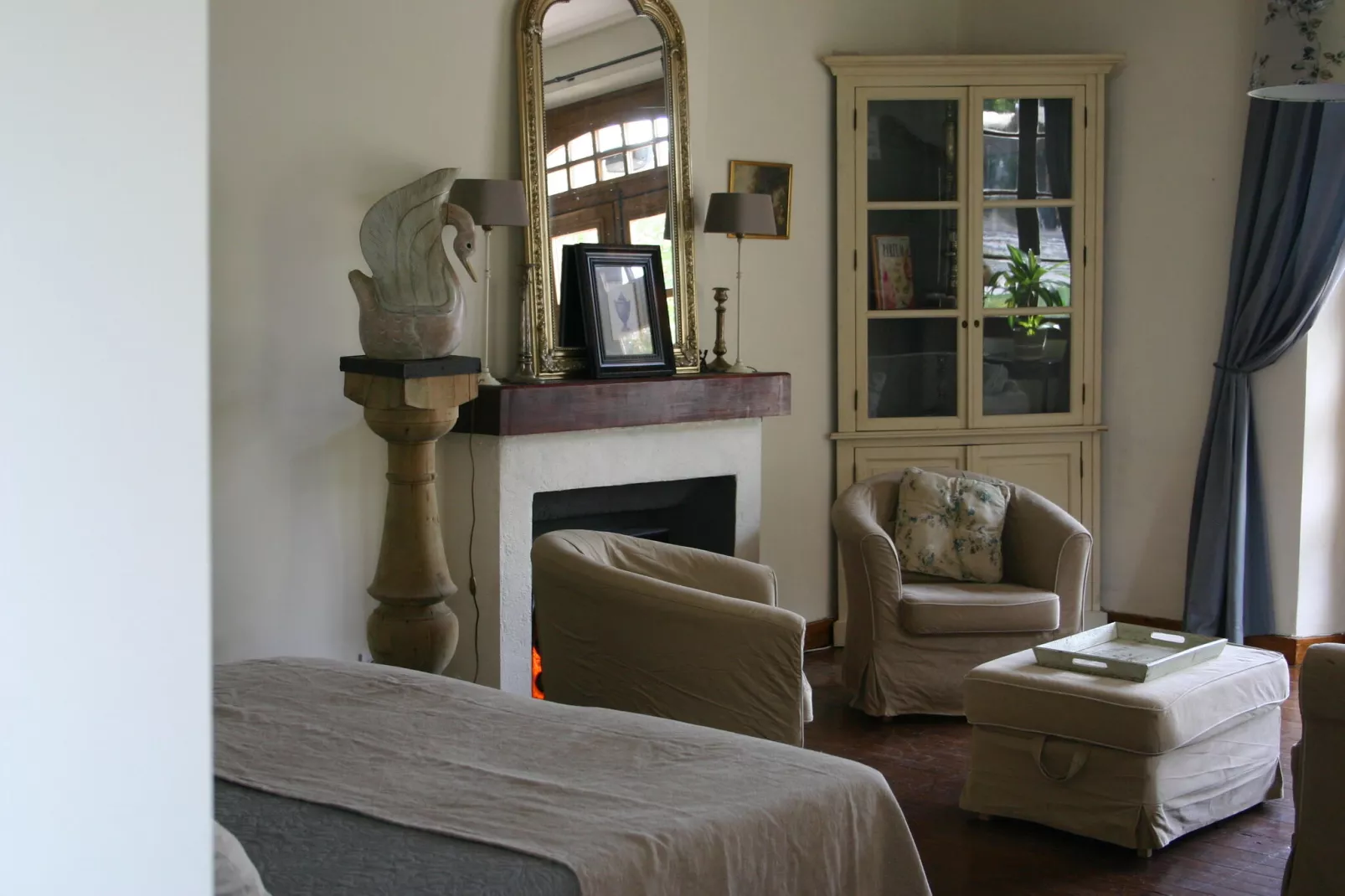 Entre le Gers et les Pyrénées XII-Bedroom