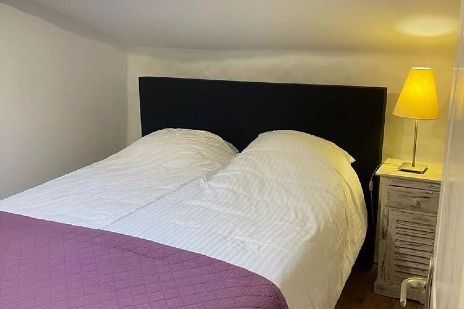 Entre le Gers et les Pyrénées V-Bedroom