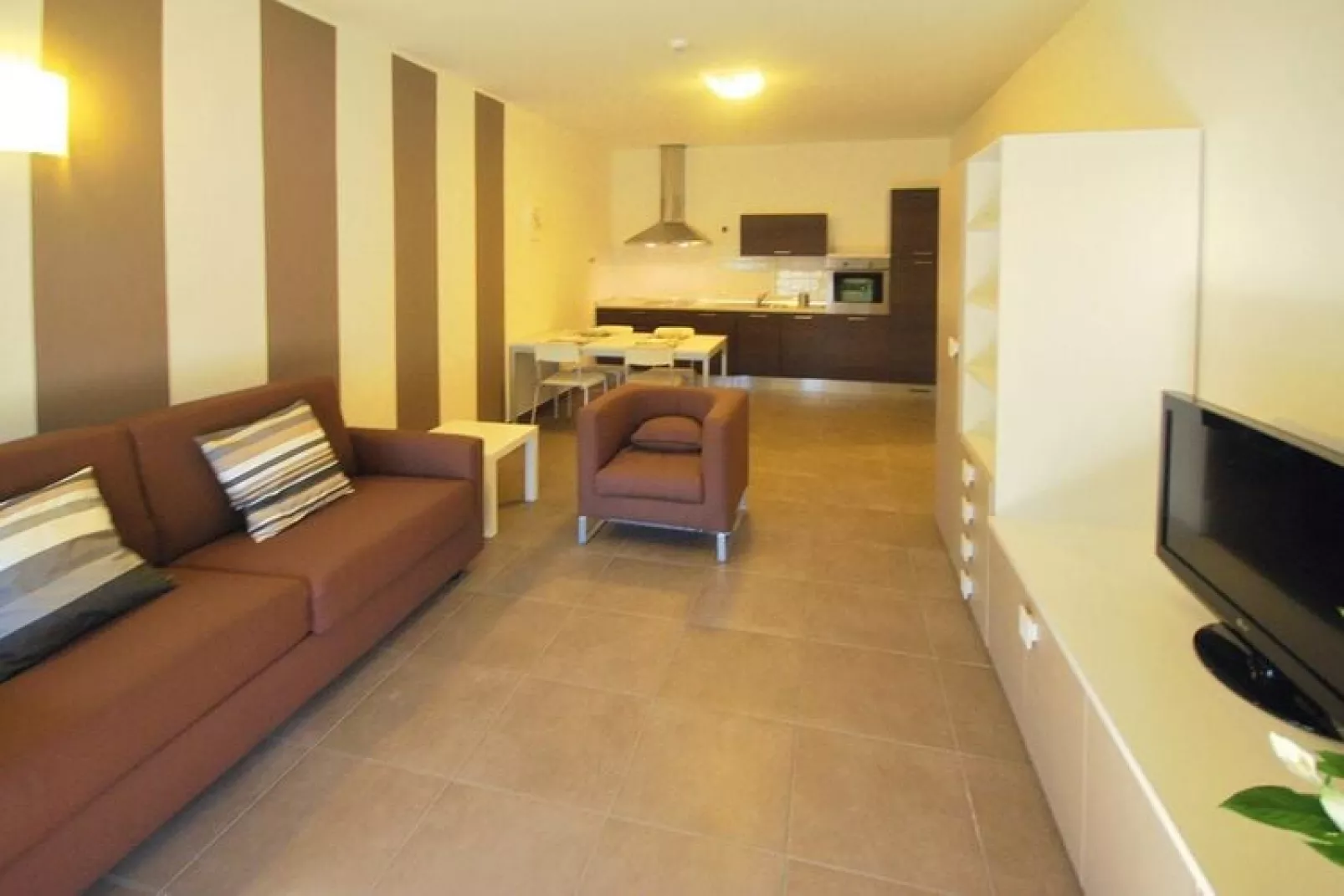 	Residence Riviera Palace Two-room Apartment-Living room