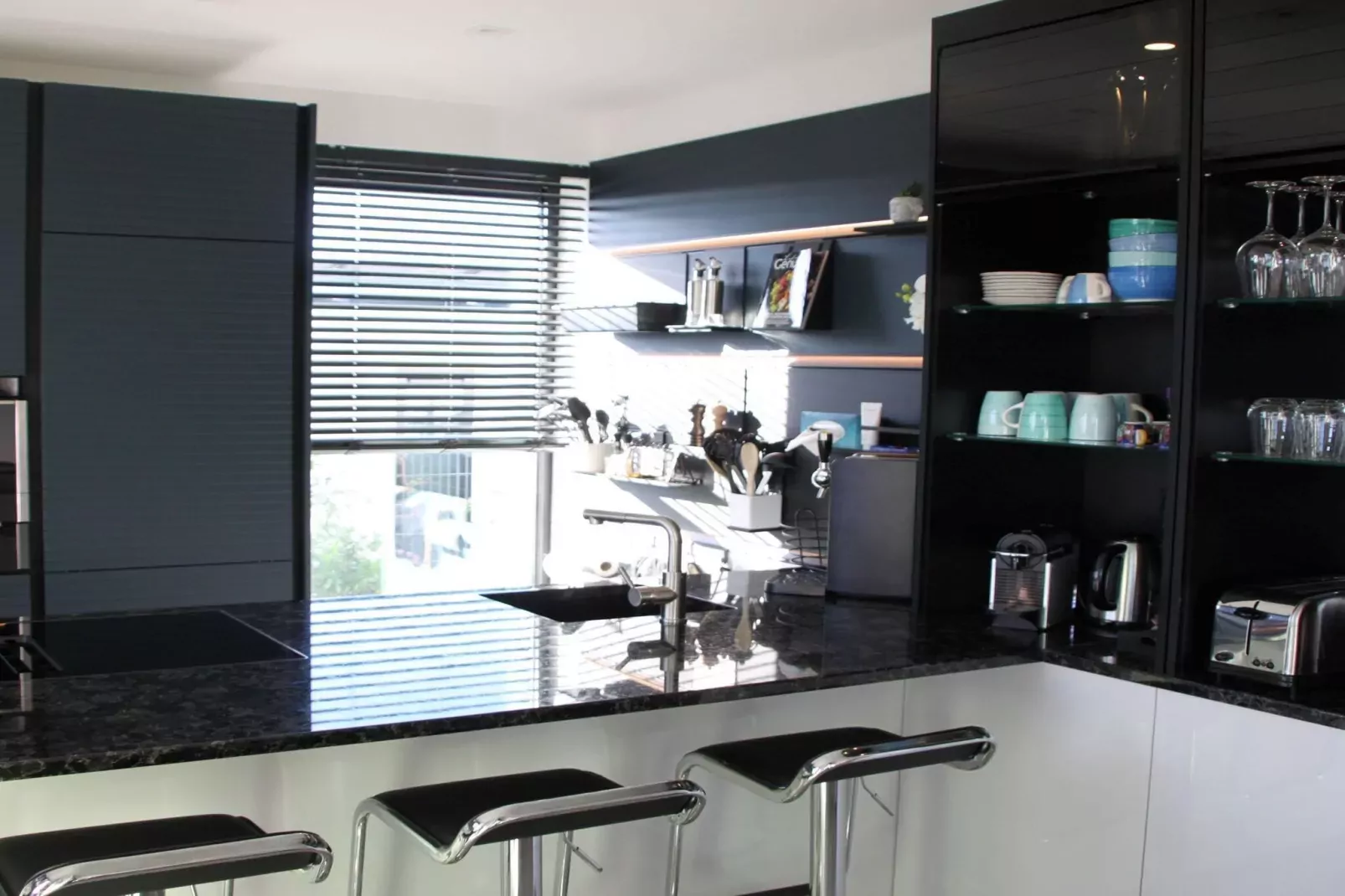 Sara's Boathouse 372-Kitchen