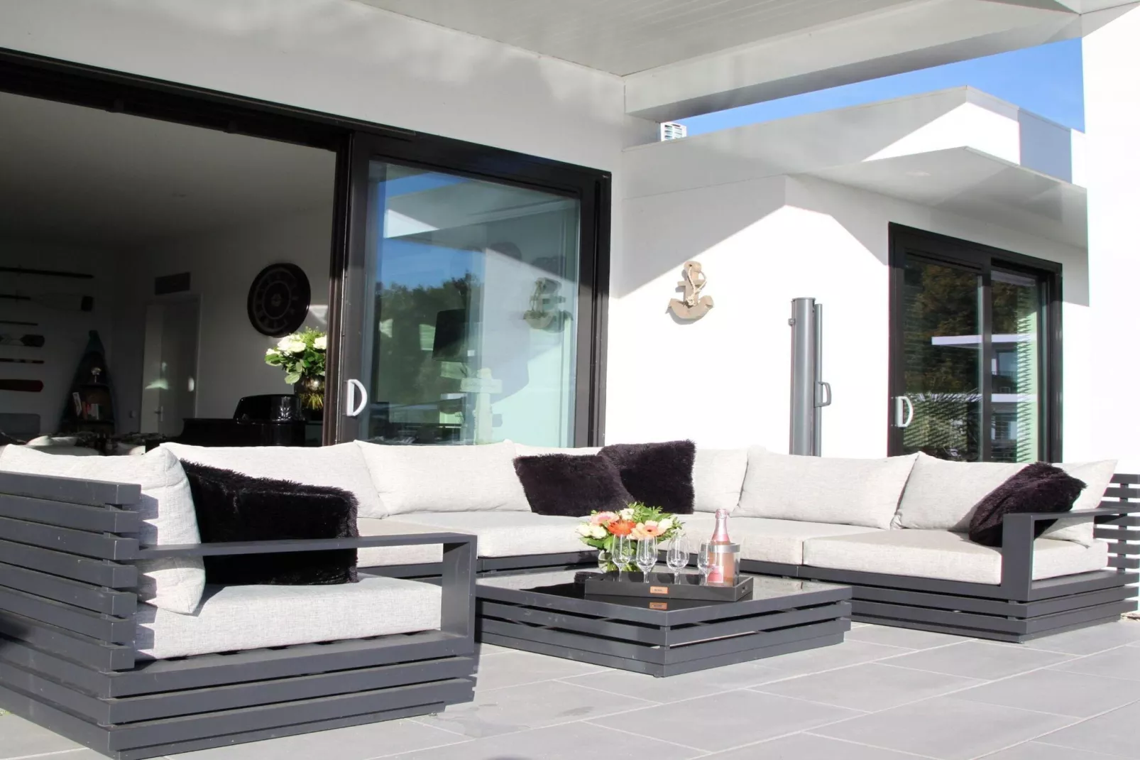 Sara's Boathouse 372-Terrace balcony