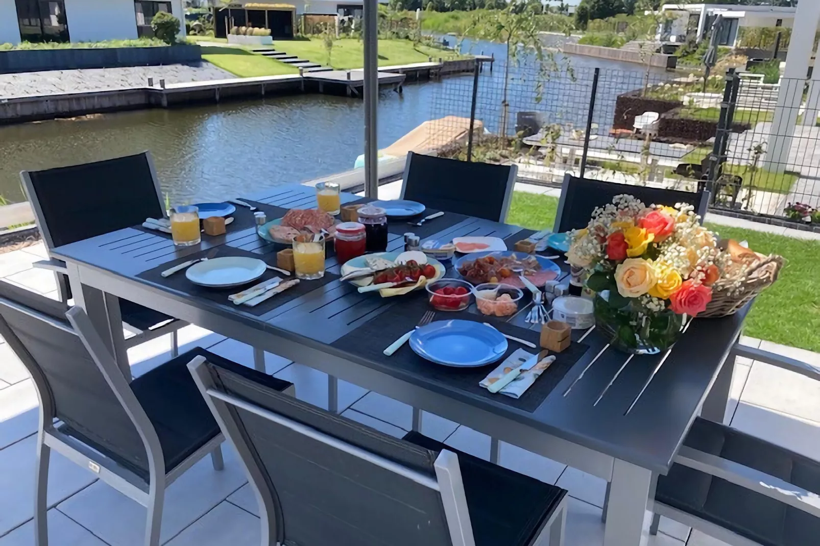 Sara's Boathouse 372-Terrace balcony