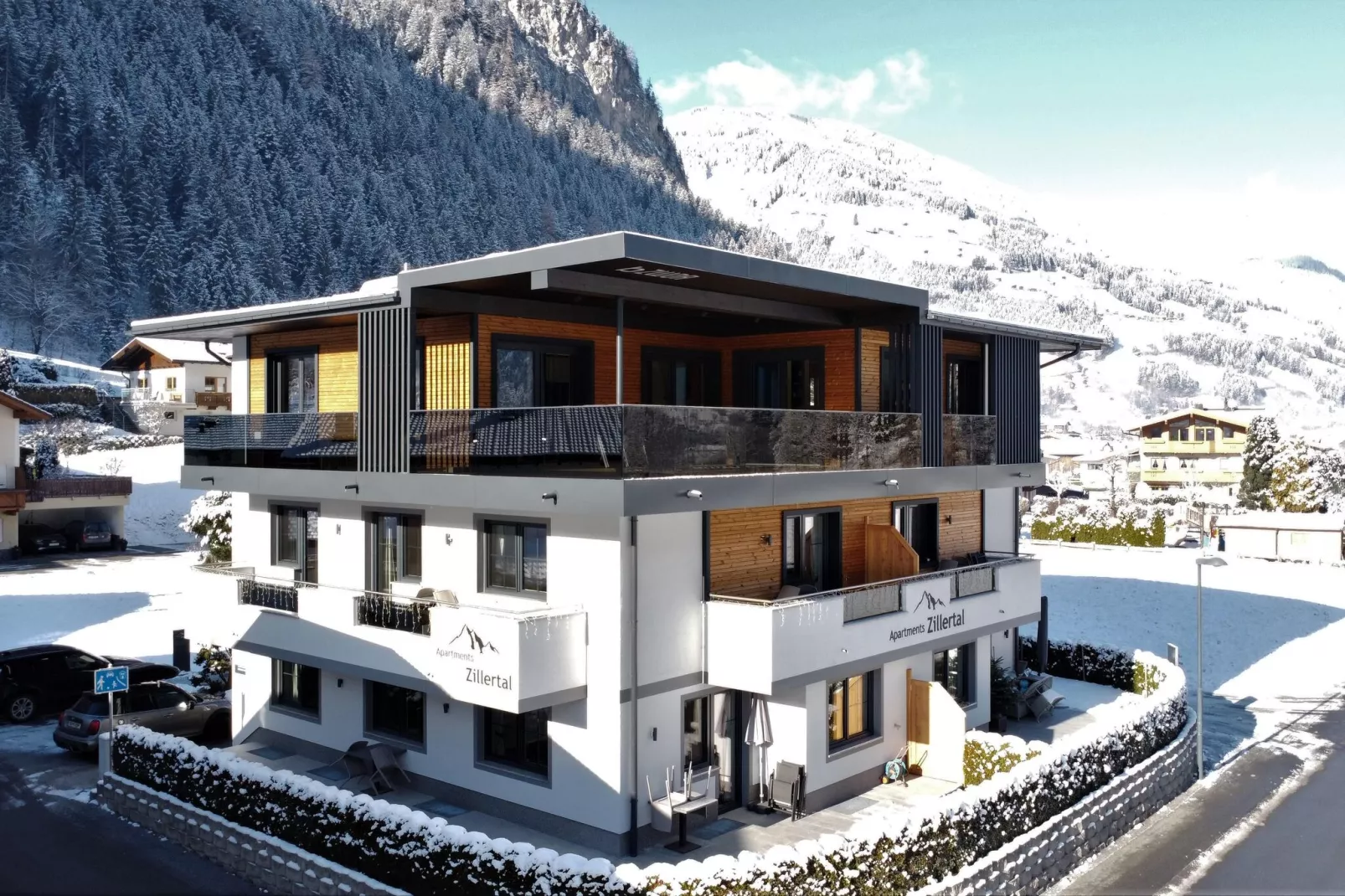 Apartments Zillertal-Exterior winter