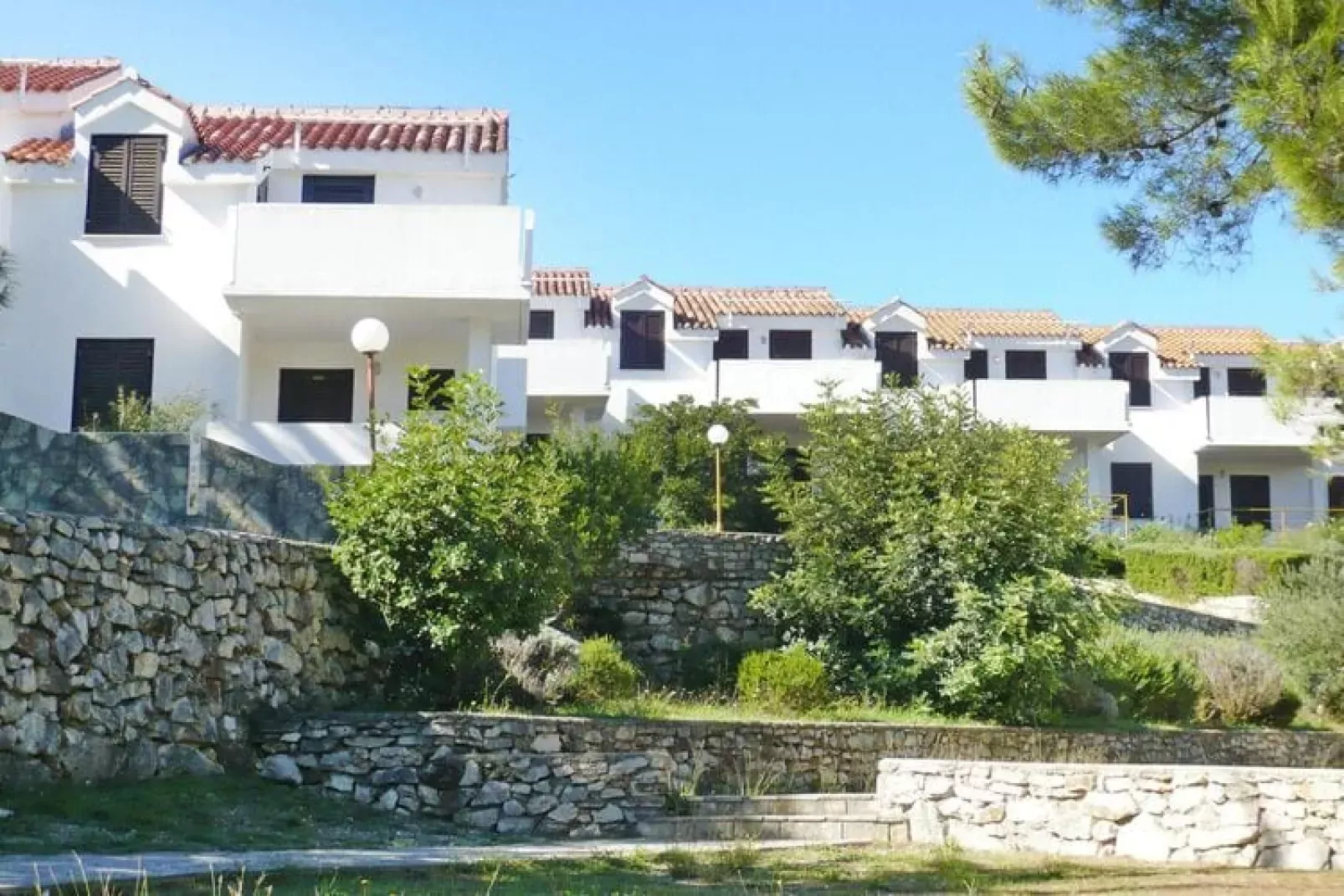 Holiday resort Jezera Village, Jezera-2-Raum-App., B2+2 New, ca. 36 qm, für 4 Pers.-Exterior summer
