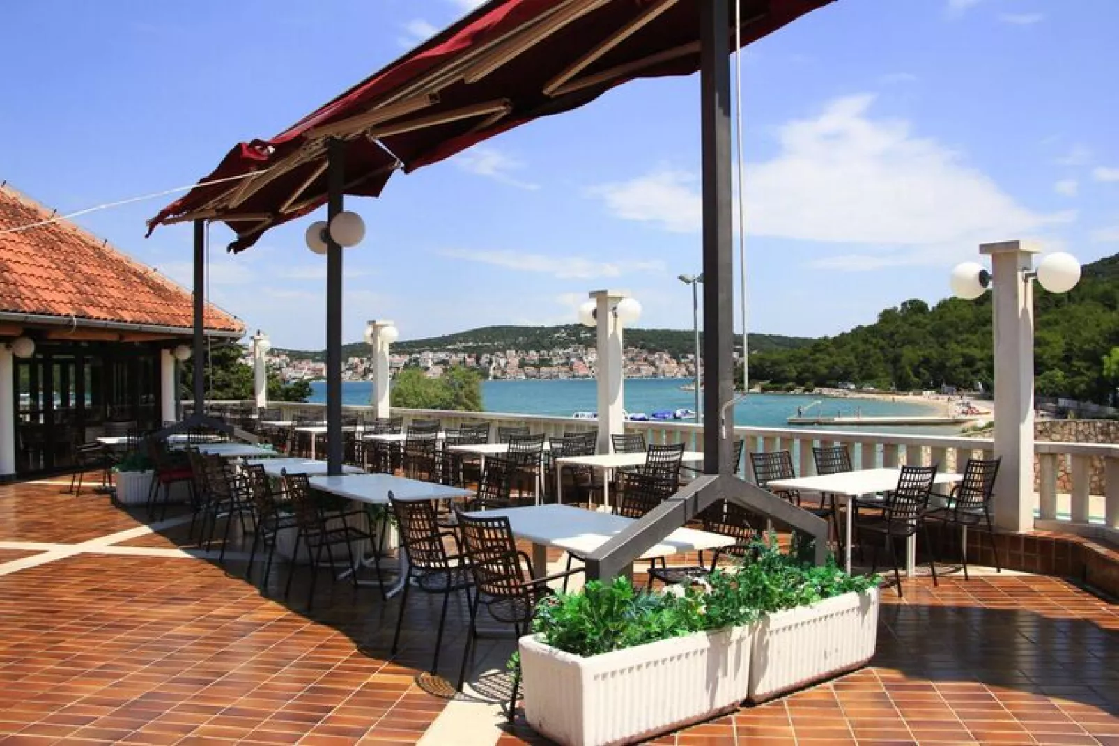 Holiday resort Jezera Village, Jezera-2-Raum-App., B2+2 New, ca. 36 qm, für 4 Pers.-Terrace