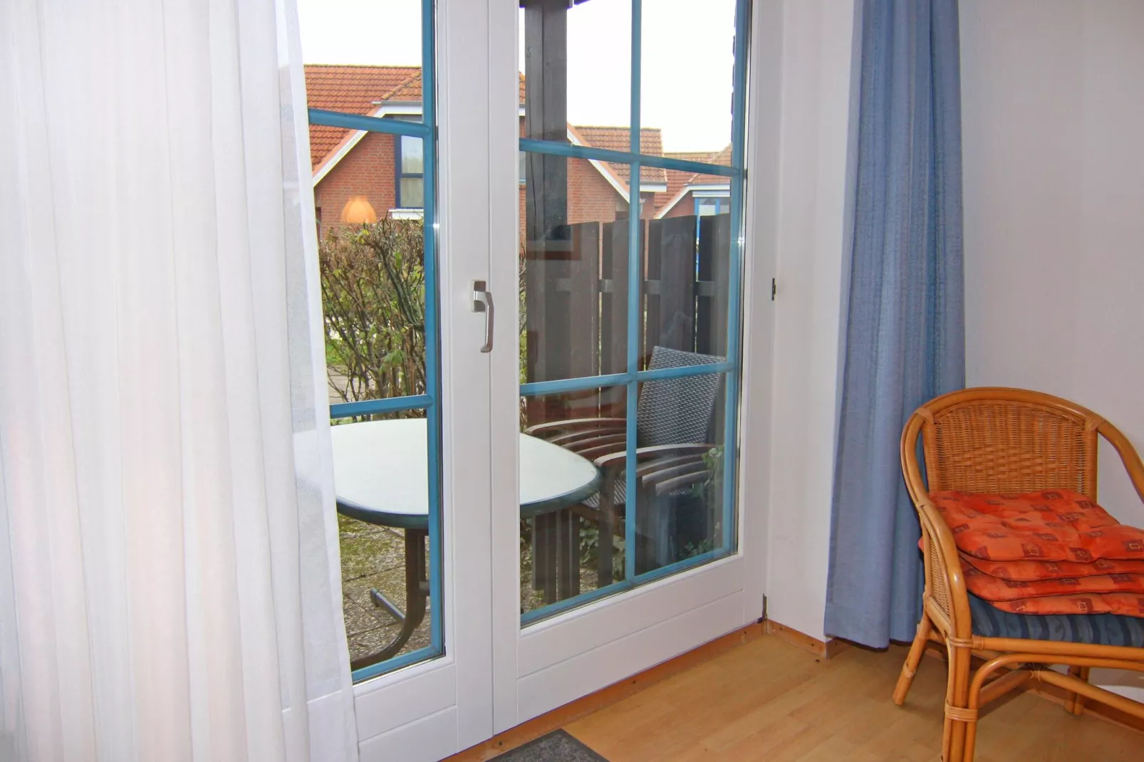 2-Raum App / 48 qm / L36 EG rechts-Terrace balcony
