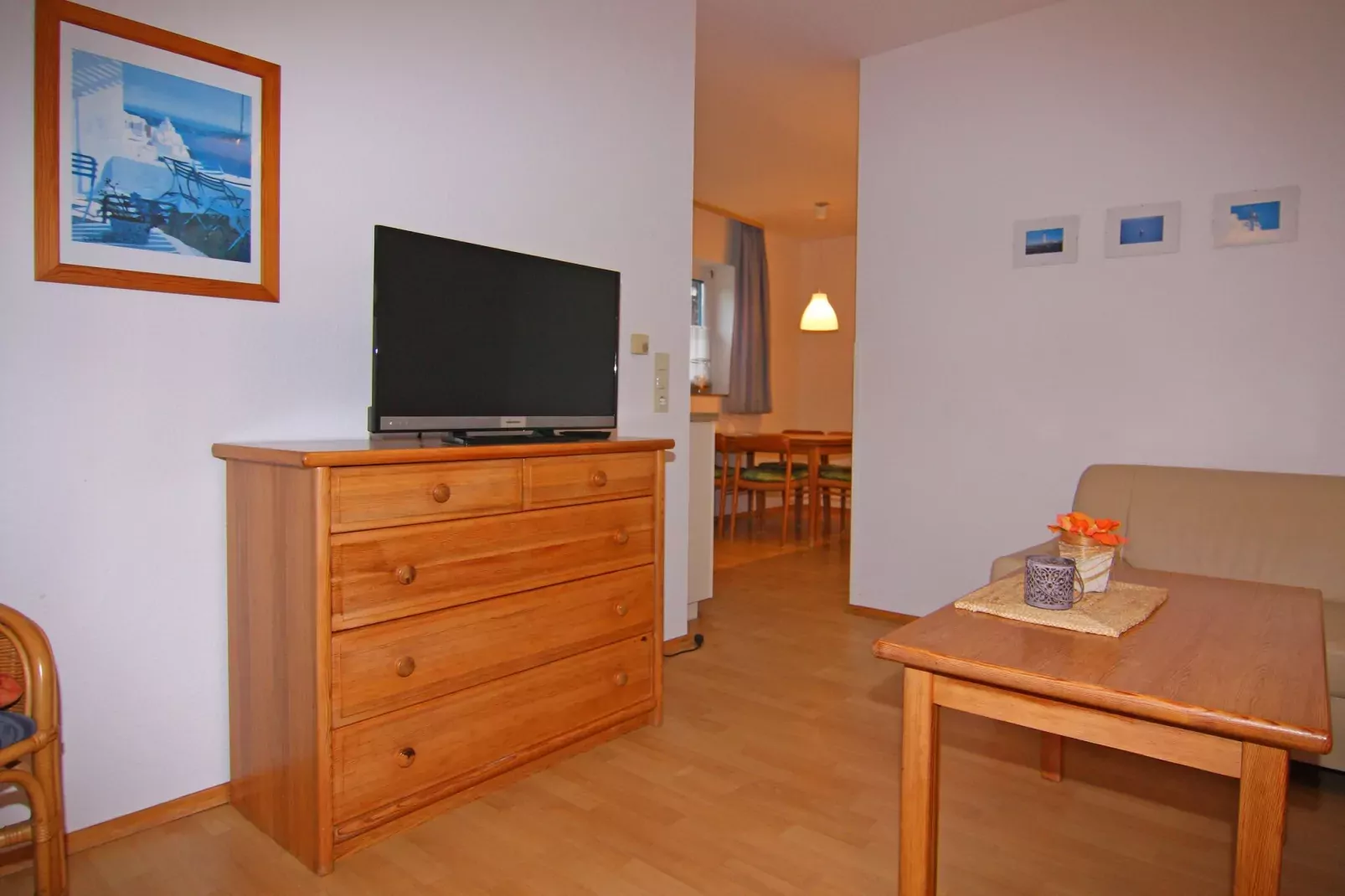 2-Raum App / 48 qm / L36 EG rechts-Living room