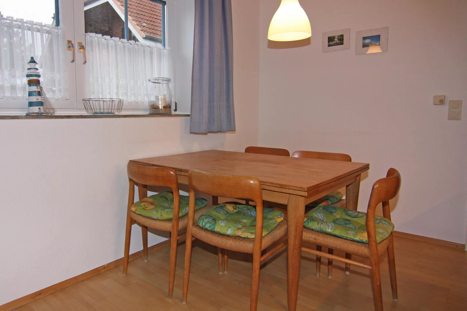 2-Raum App / 48 qm / L36 EG rechts-Dining room