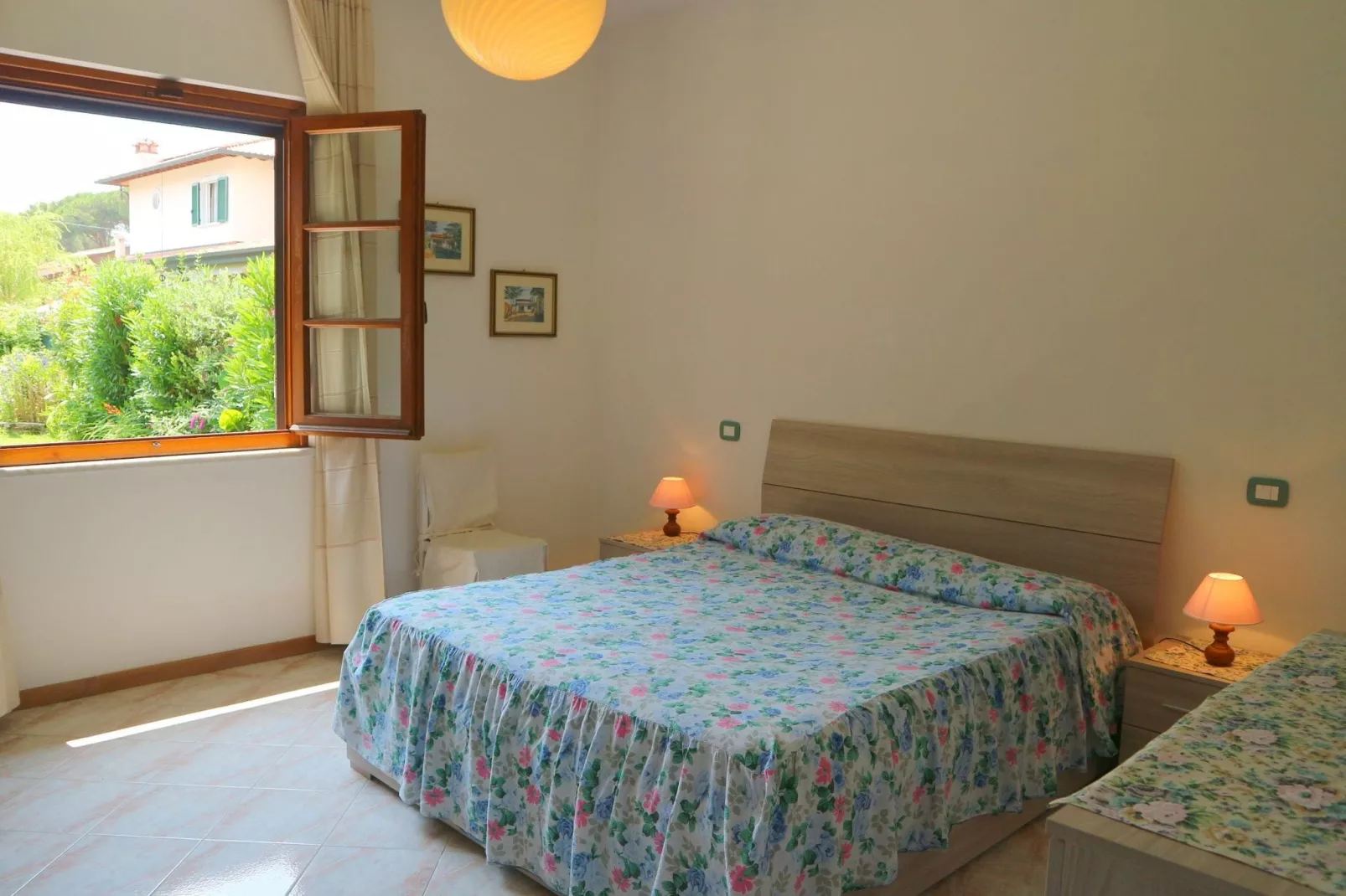 Rosetta-Bedroom