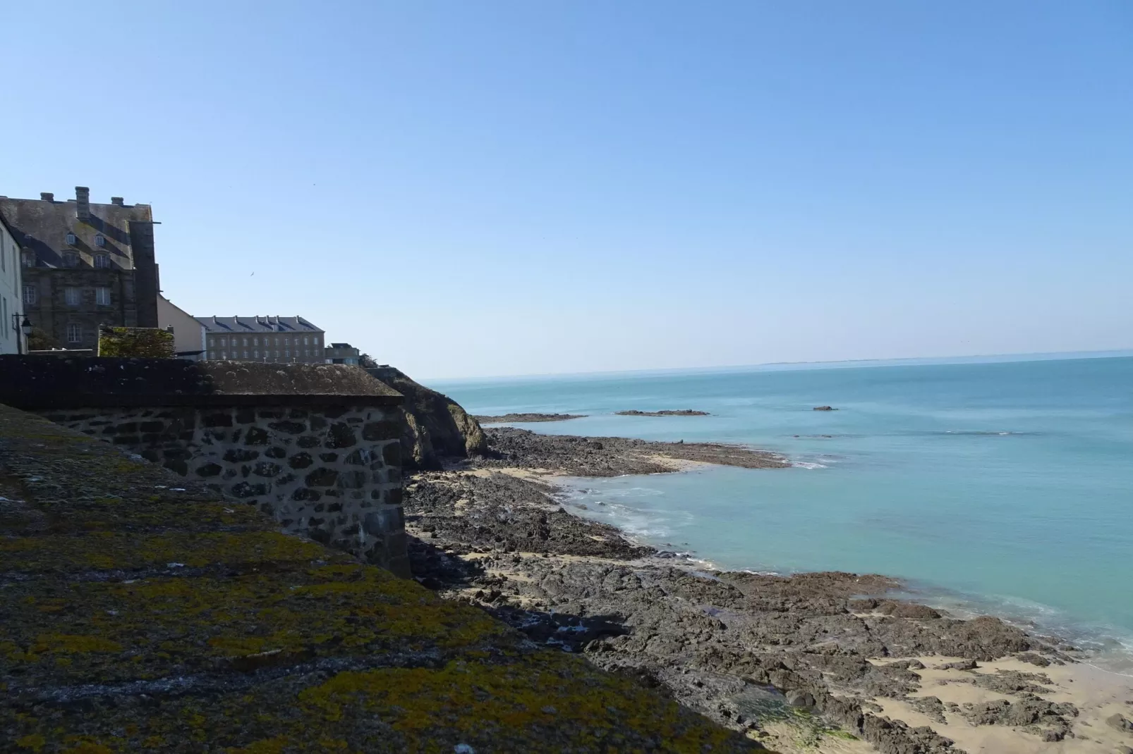 Semi-detached house St Martin-de-Bréhal-Areas summer 20km