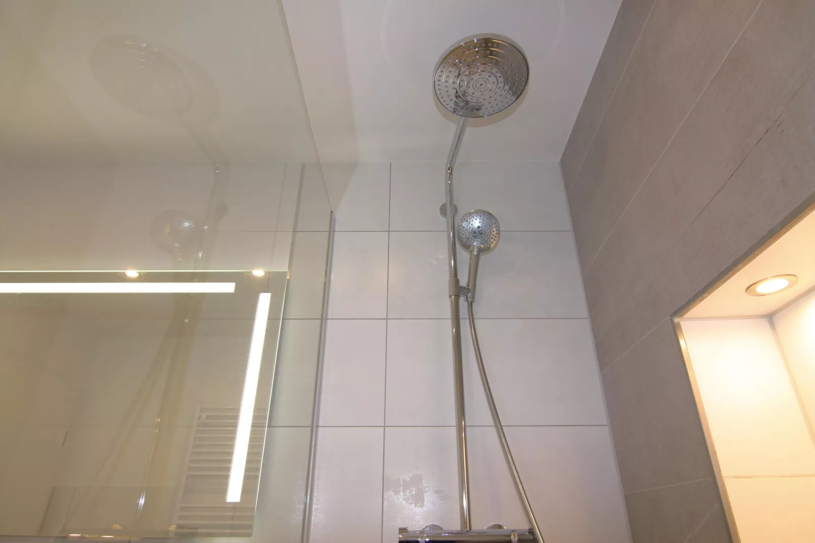 2-Raum-App 48 qm C 21 1 OG-Bathroom