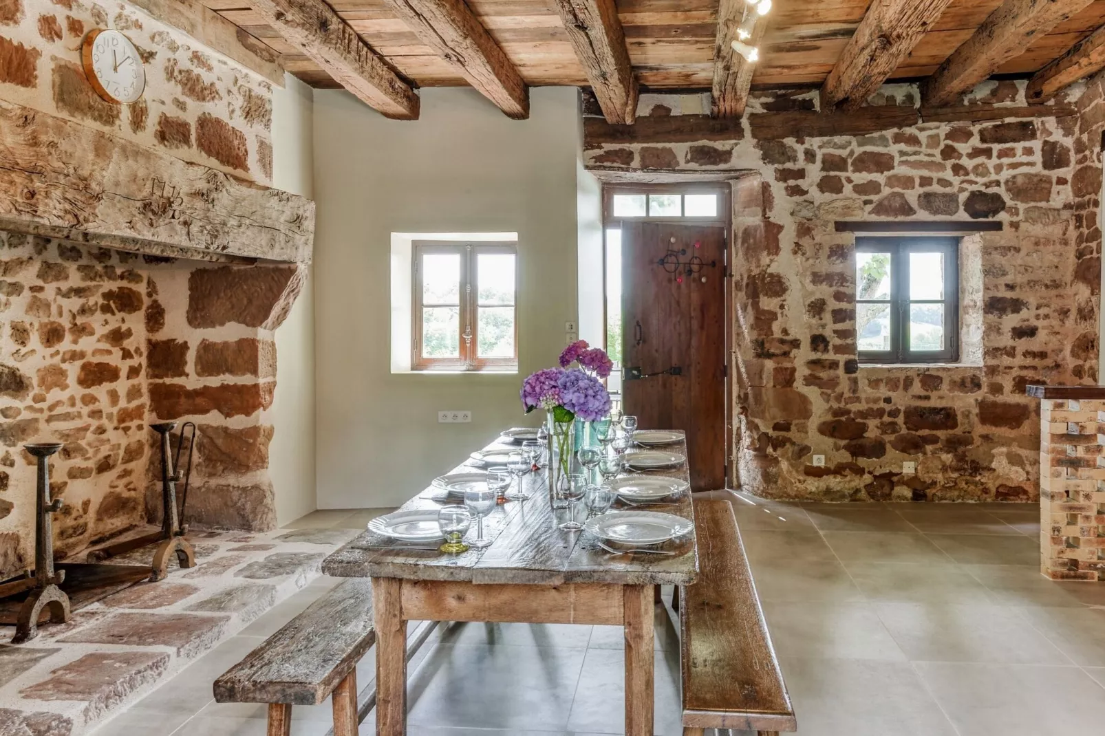 Maison Olivier 9P-Dining room