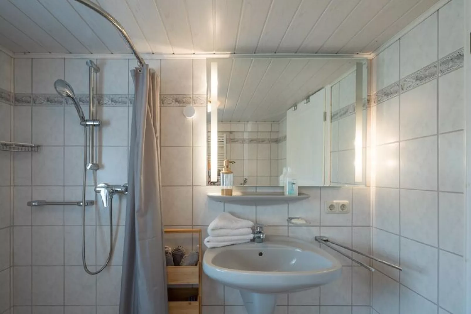 Reethüs Rosengarten in Lehe-Bathroom
