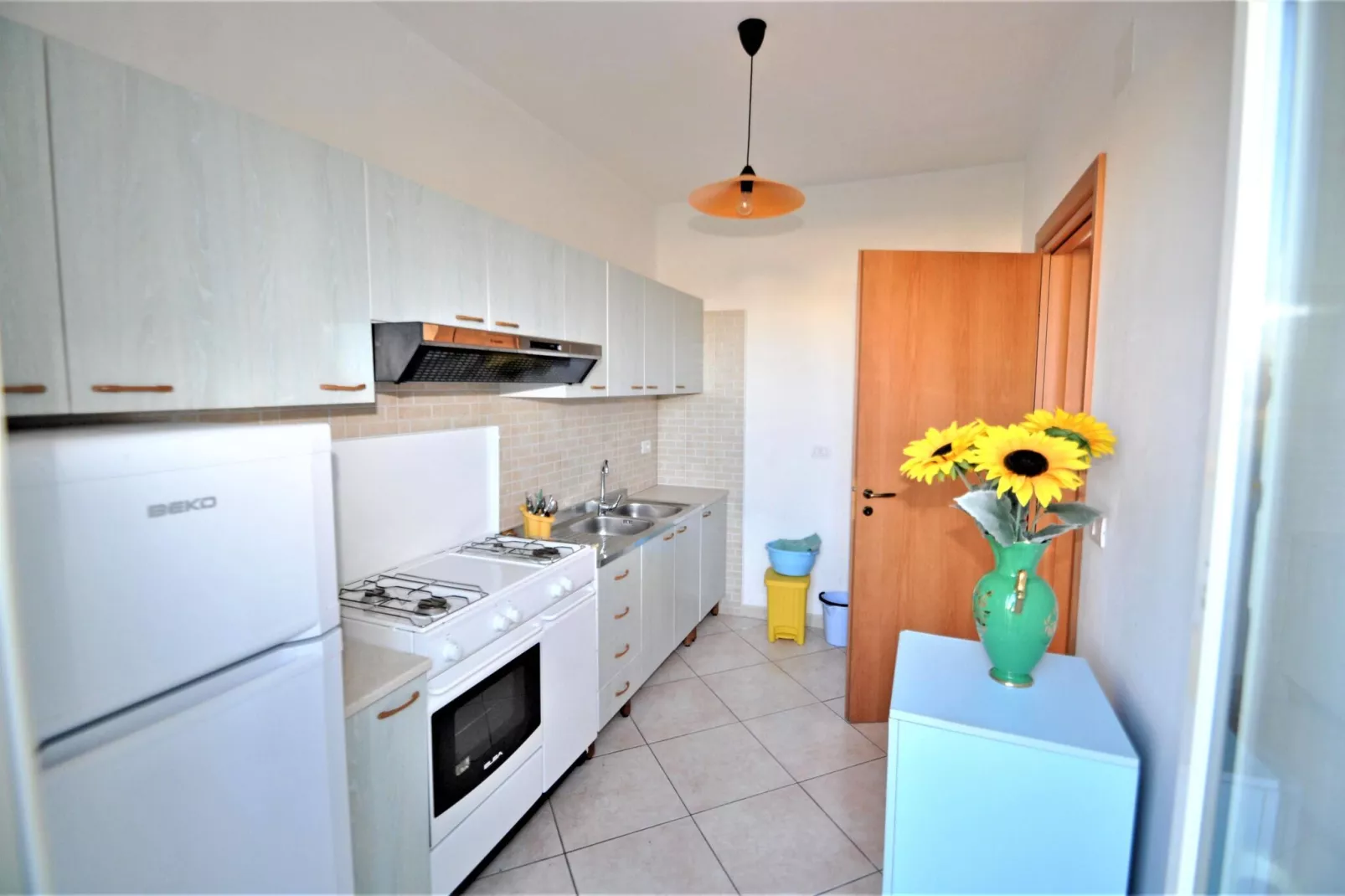 Bianco Azzurro-Kitchen