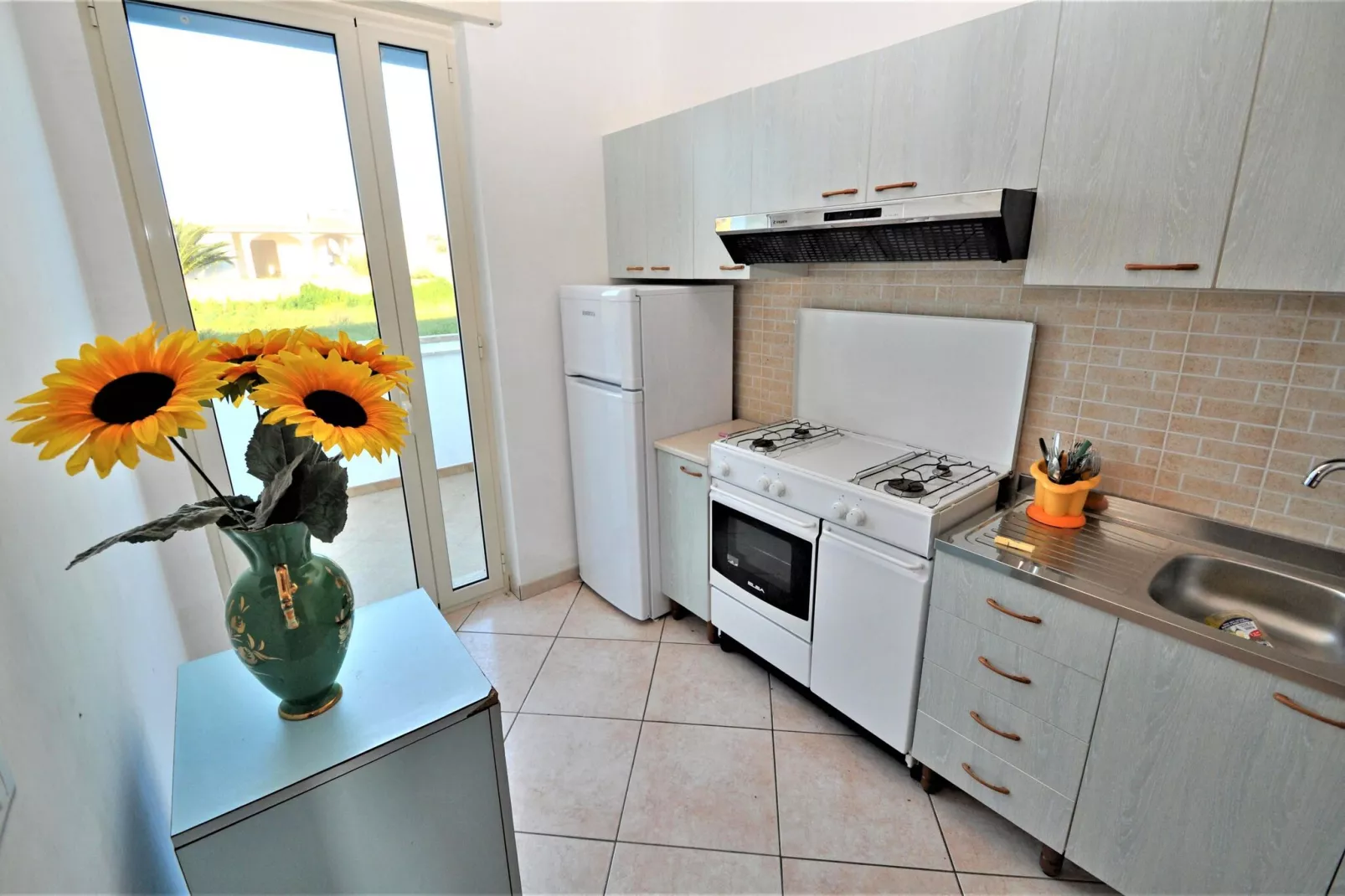 Bianco Azzurro-Kitchen