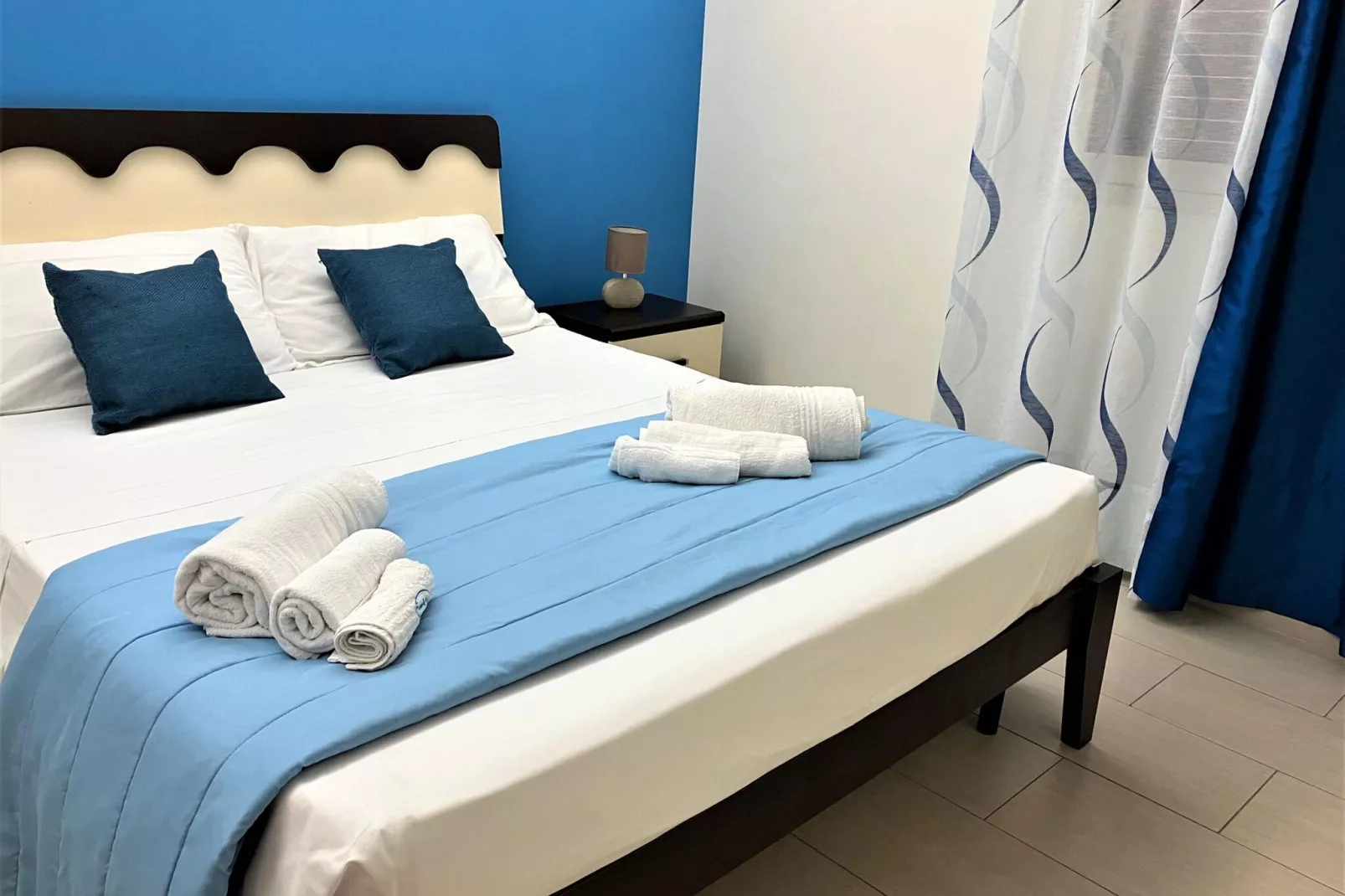 Bianco Azzurro-Bedroom