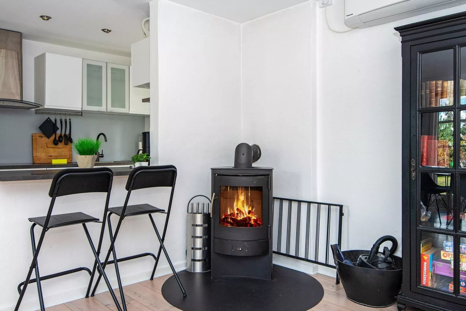 6 person holiday home in Ebeltoft-By Traum-Indoor