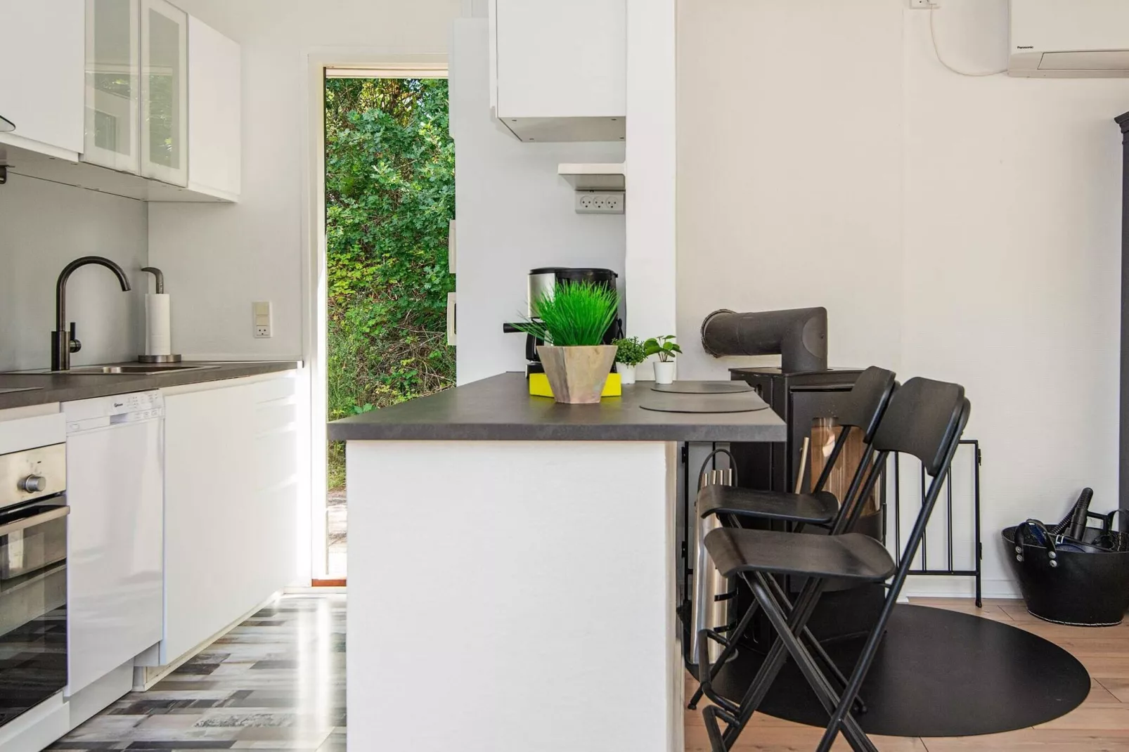 6 person holiday home in Ebeltoft-By Traum-Indoor