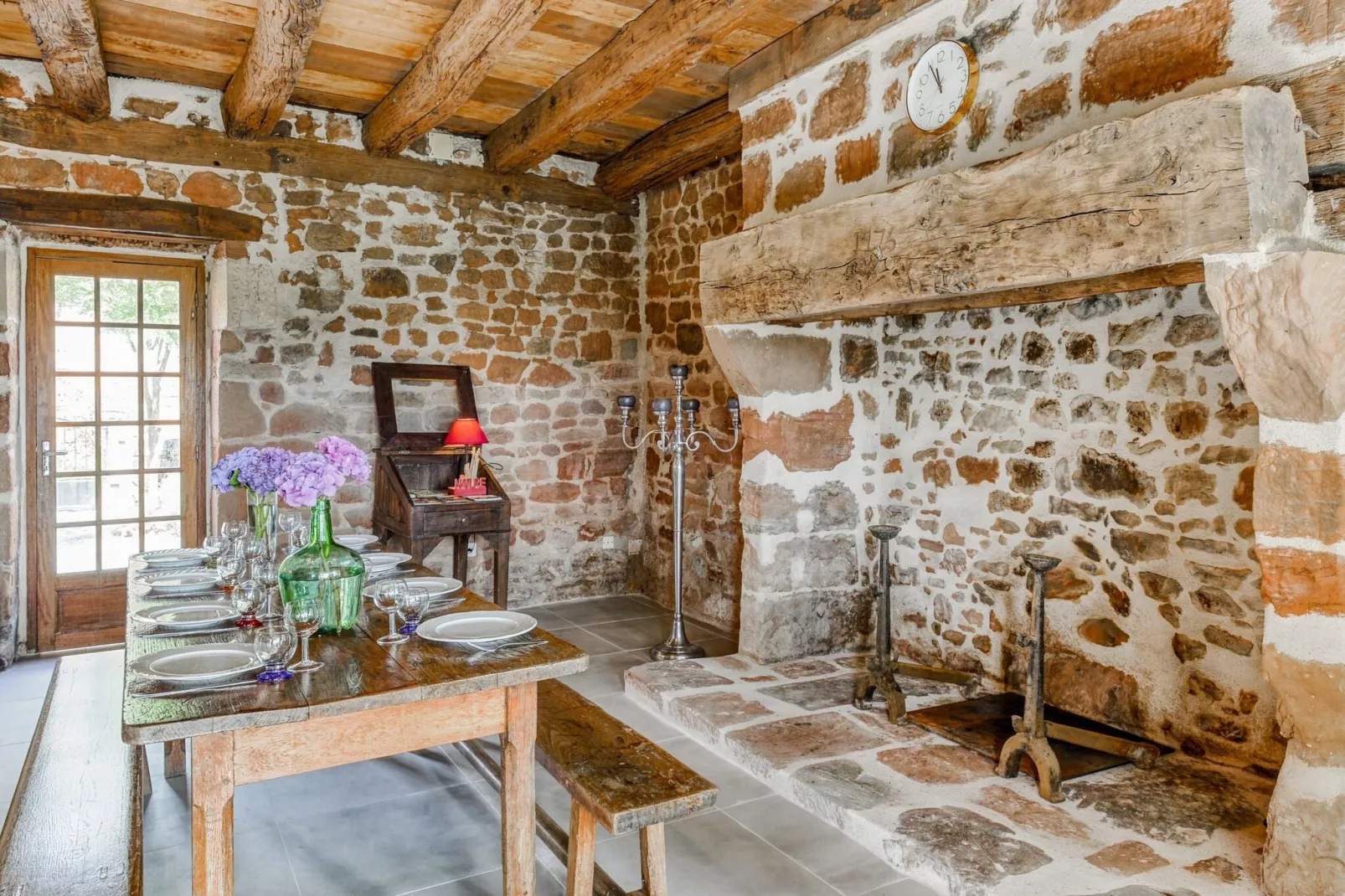 Maison Olivier 9P-Dining room