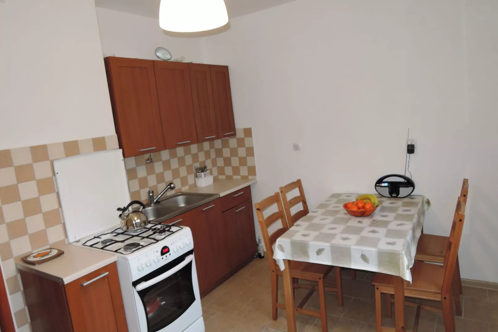 Big holiday home in Kolczewo for 6 persons-Kitchen