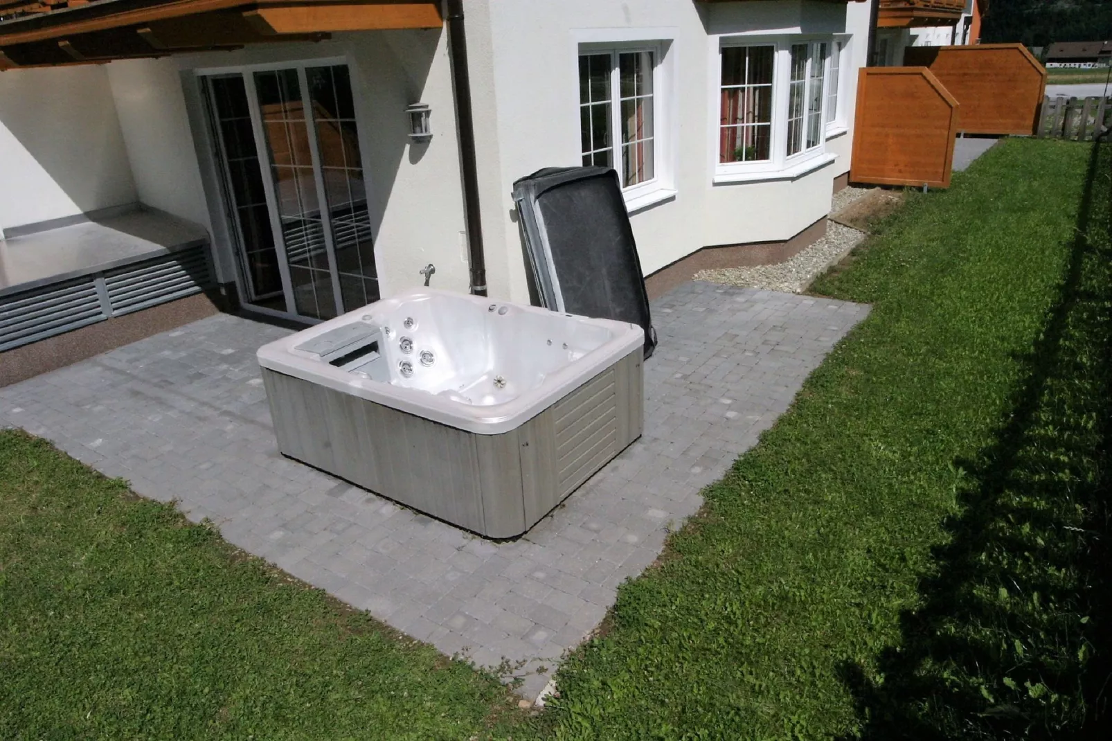 Appartement An der Piste-Gardens summer