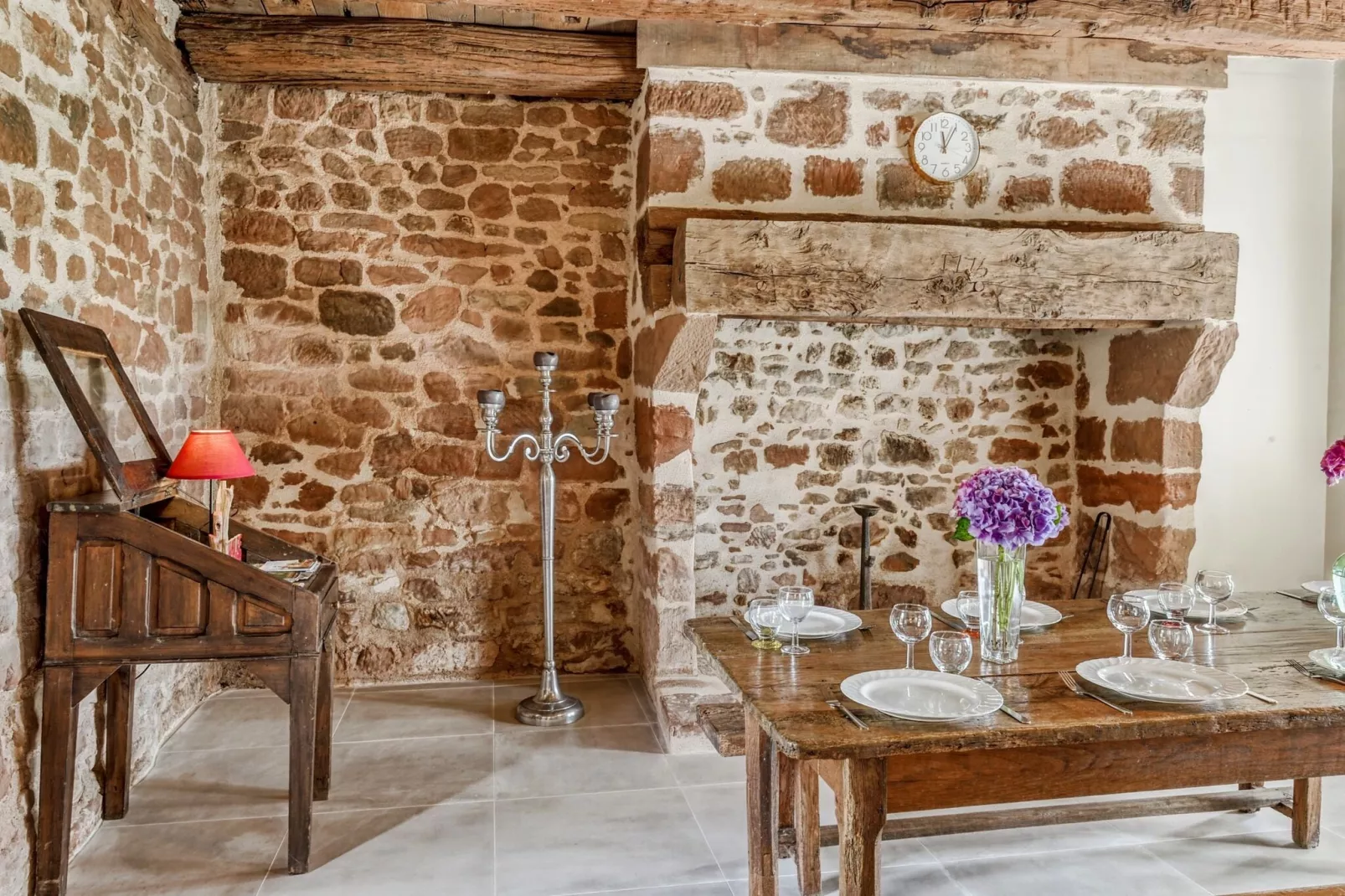 Maison Olivier 9P-Dining room