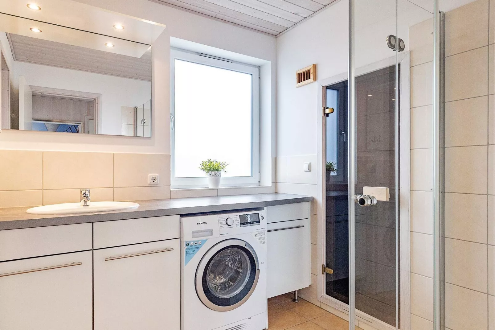MERKUR 62+58 SW 1.RH.-Indoor