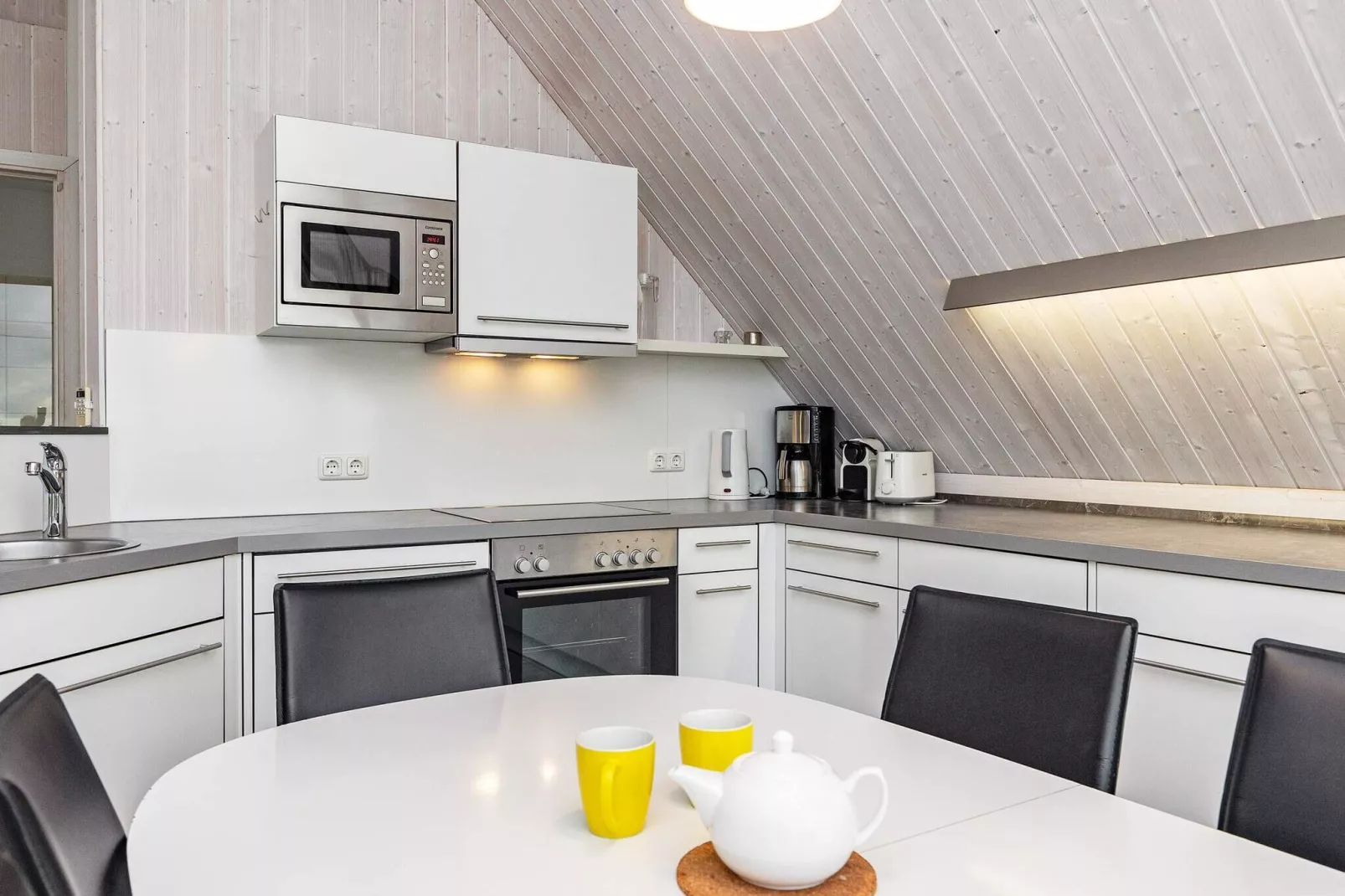 MERKUR 62+58 SW 1.RH.-Intérieur