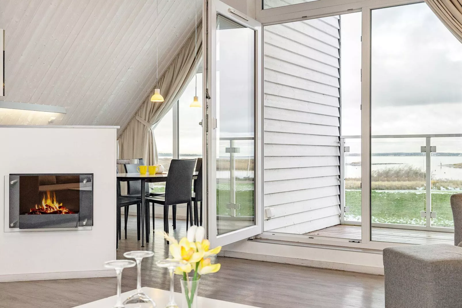 MERKUR 62+58 SW 1.RH.-Intérieur