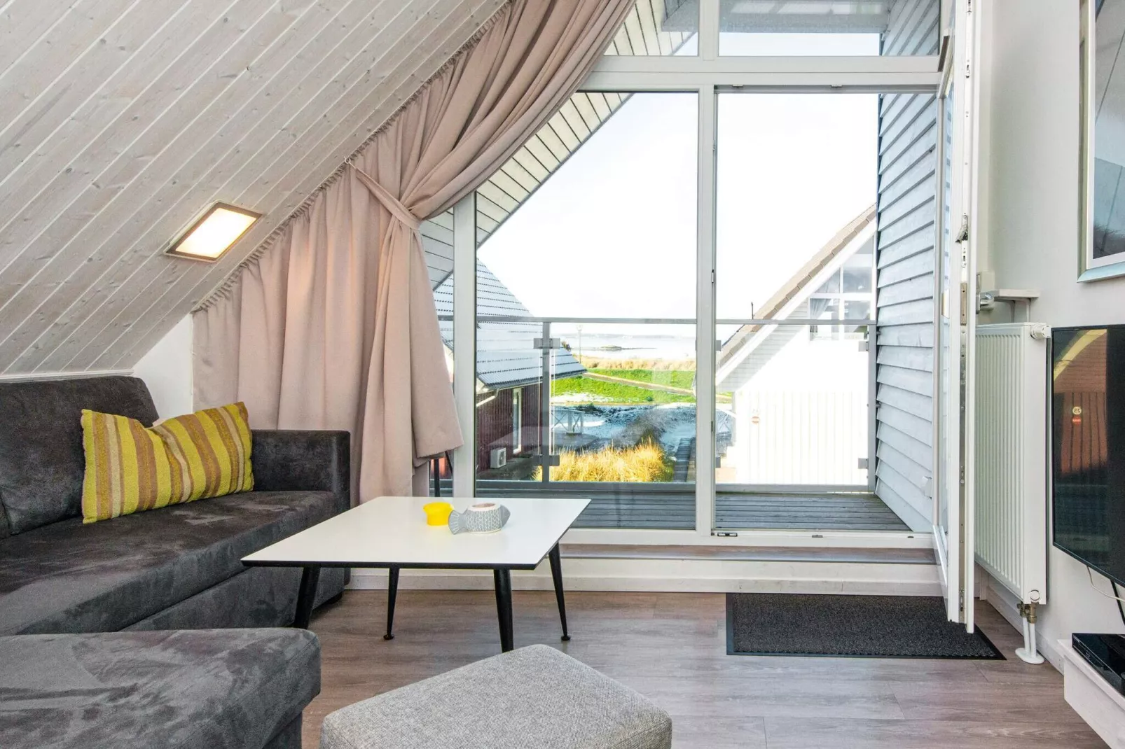 MERKUR 35+33 S DHH 2.+3.RH. - Intérieur