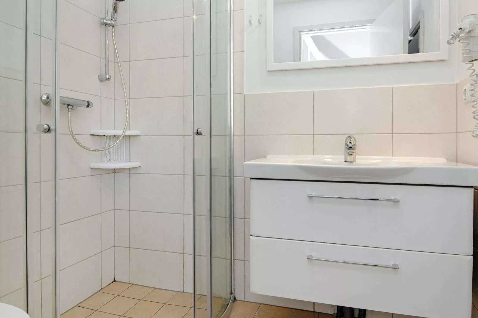 MERKUR 35+33 S DHH 2.+3.RH.-Intérieur