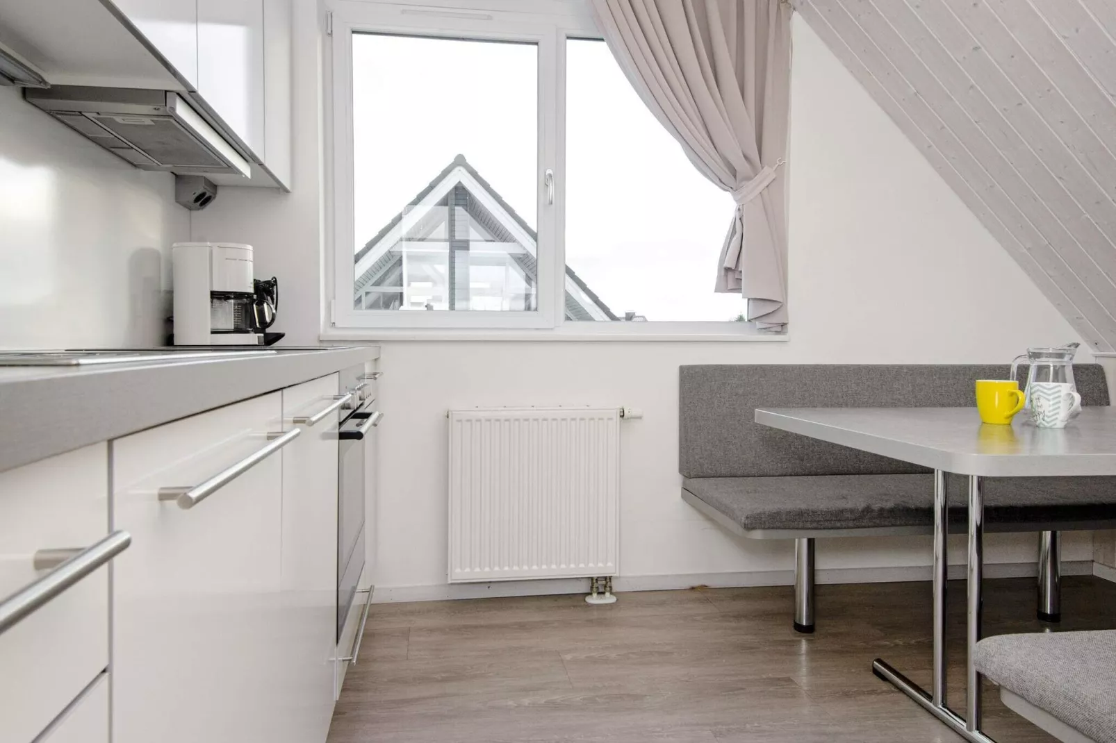 MERKUR 35+33 S DHH 2.+3.RH.-Intérieur
