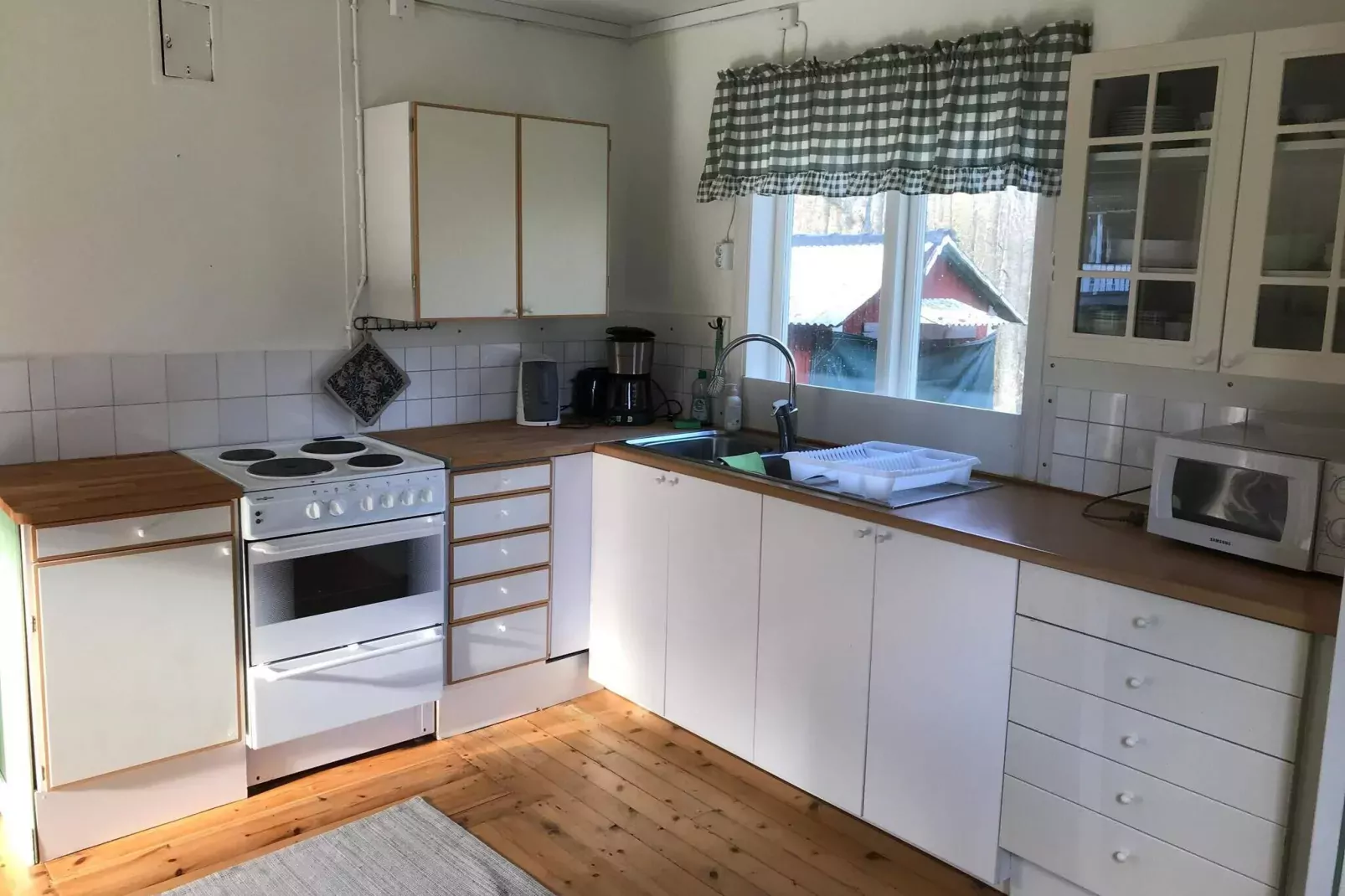 5 person holiday home in STAVSJÖ-By Traum-Indoor