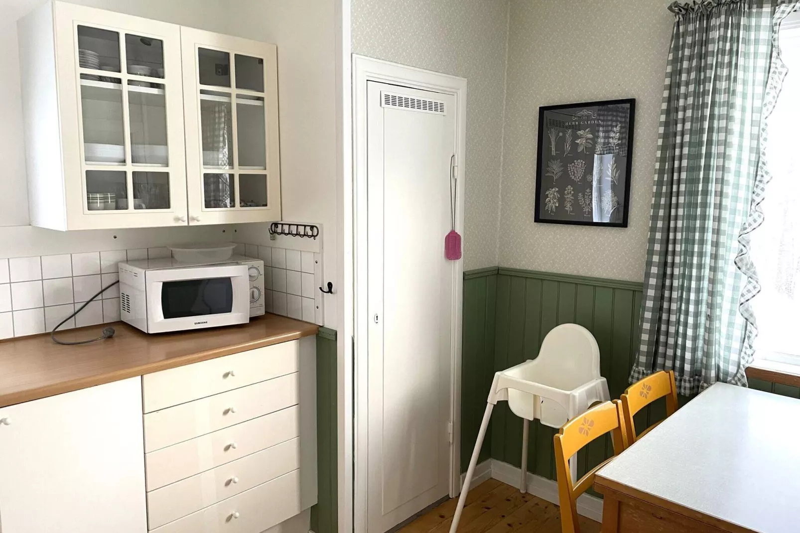 5 person holiday home in STAVSJÖ-By Traum-Indoor