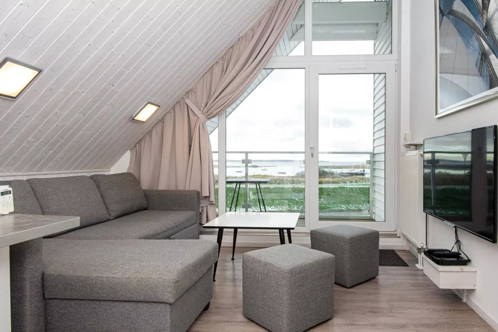 MERKUR 35+33 S DHH 1.RH.-Intérieur