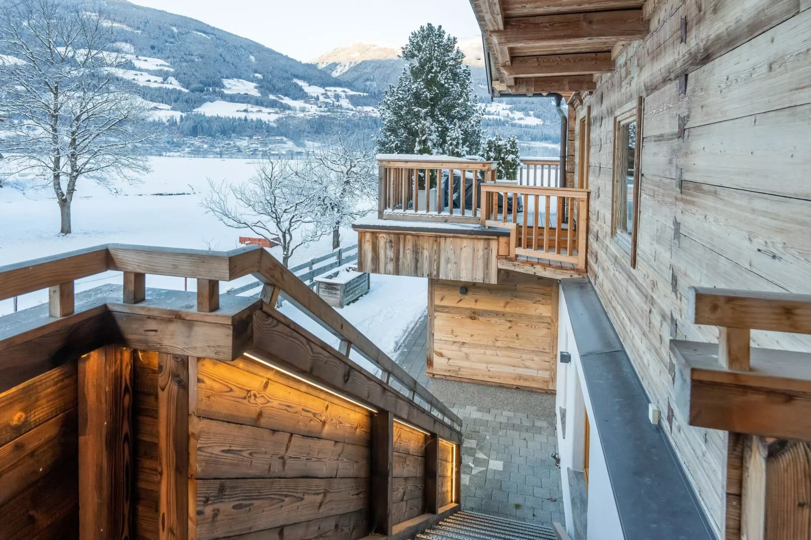 Apartment Hollaus-Terrassenbalkon