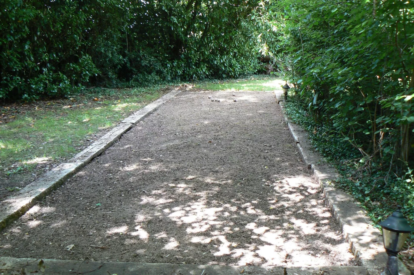 Property in Le Mesnil sur Blangy-Gardens summer