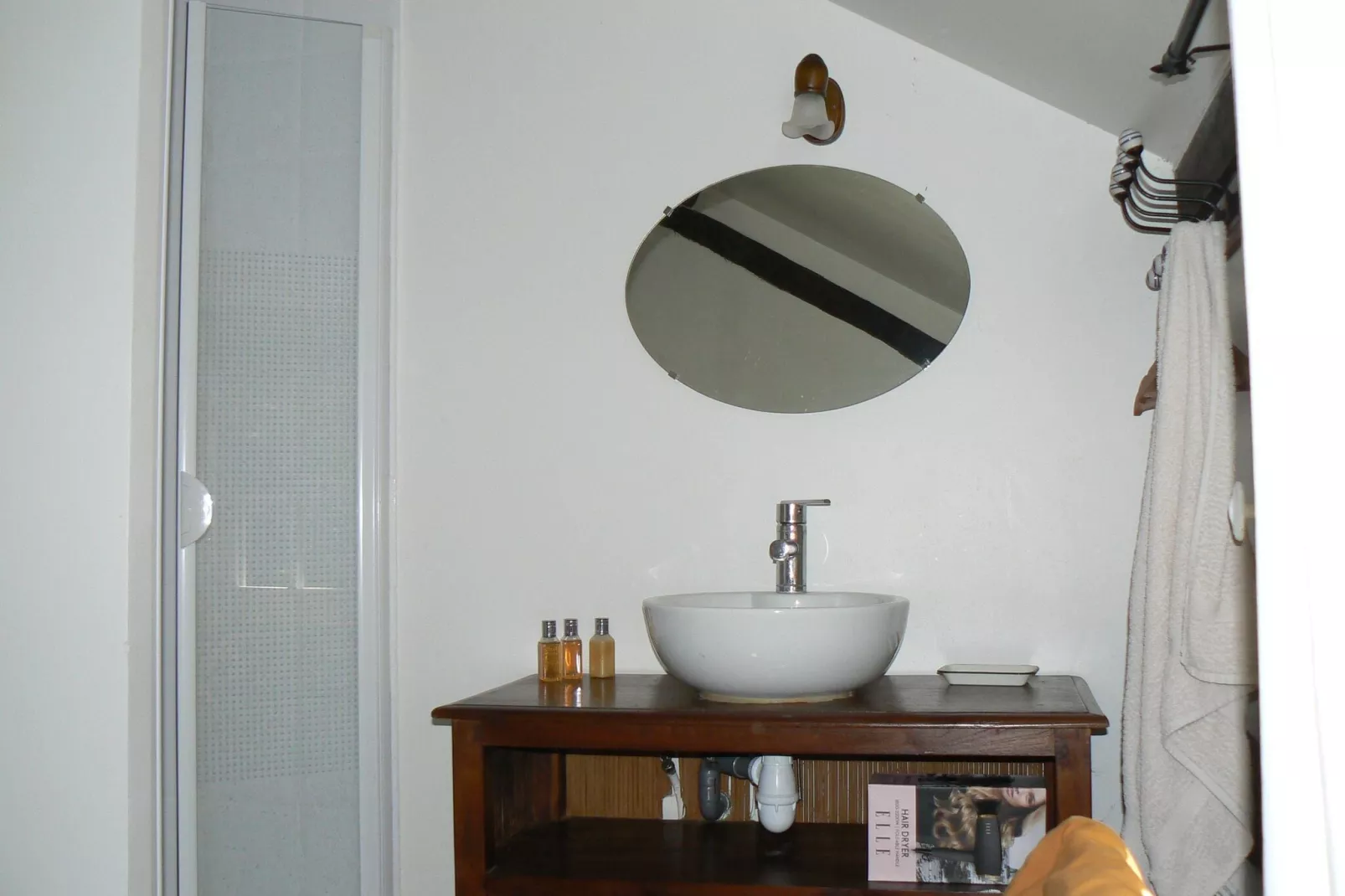 Property in Le Mesnil sur Blangy-Bathroom