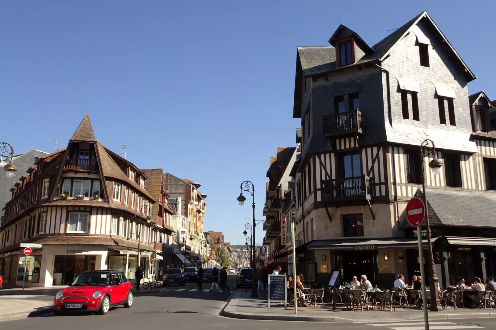 Property in Le Mesnil sur Blangy-Areas summer 20km