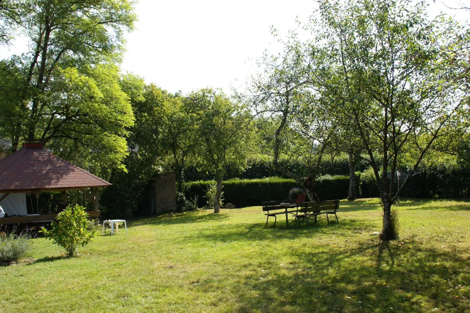 Maison de vacances Vitry Lache-Jardin d'été