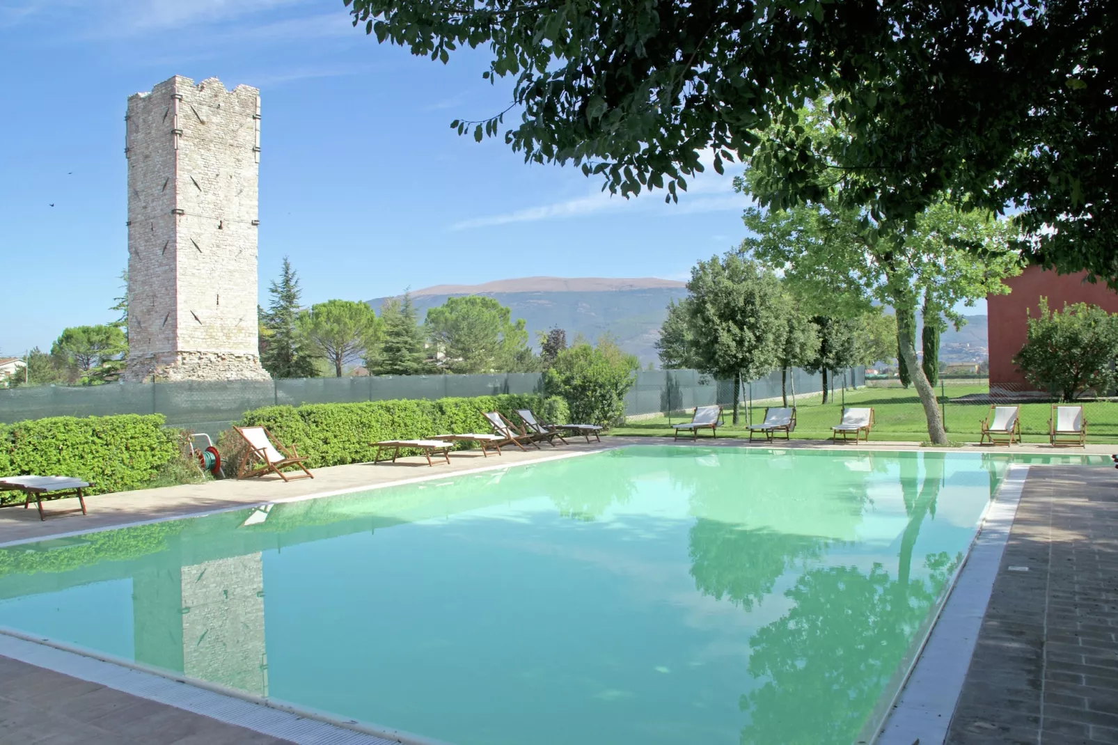 Acquatino Tre-Exterior summer