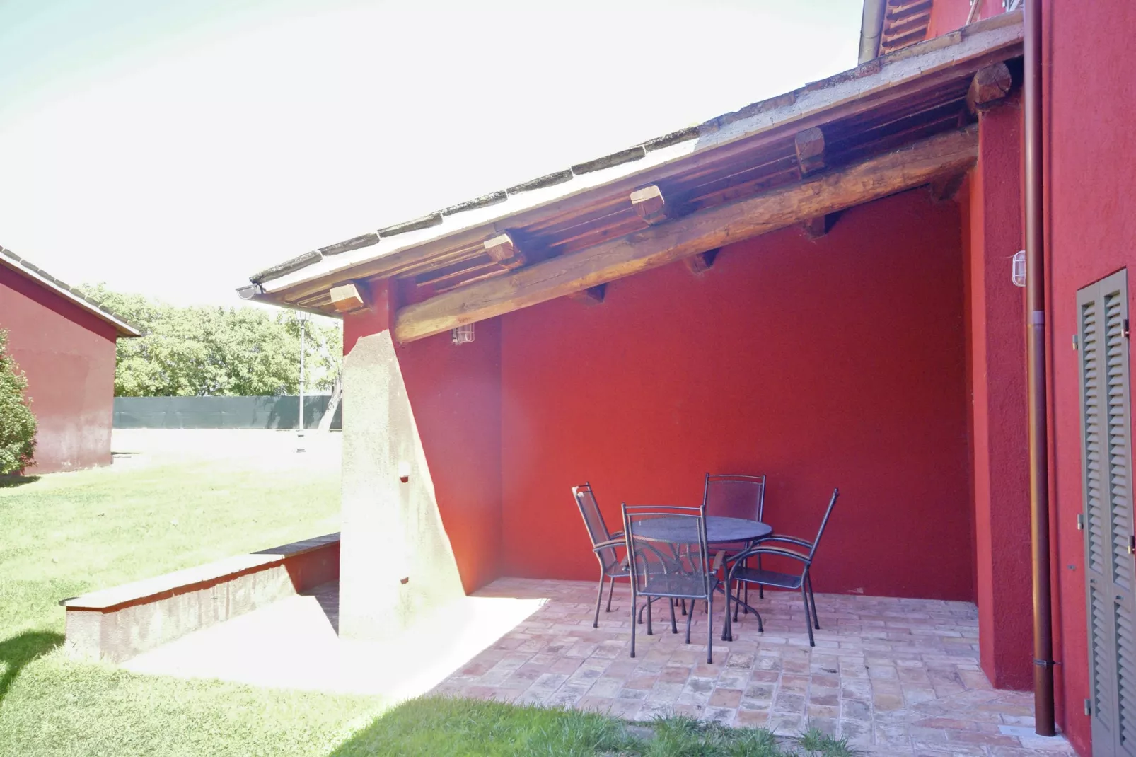 Acquatino Tre-Terrace balcony