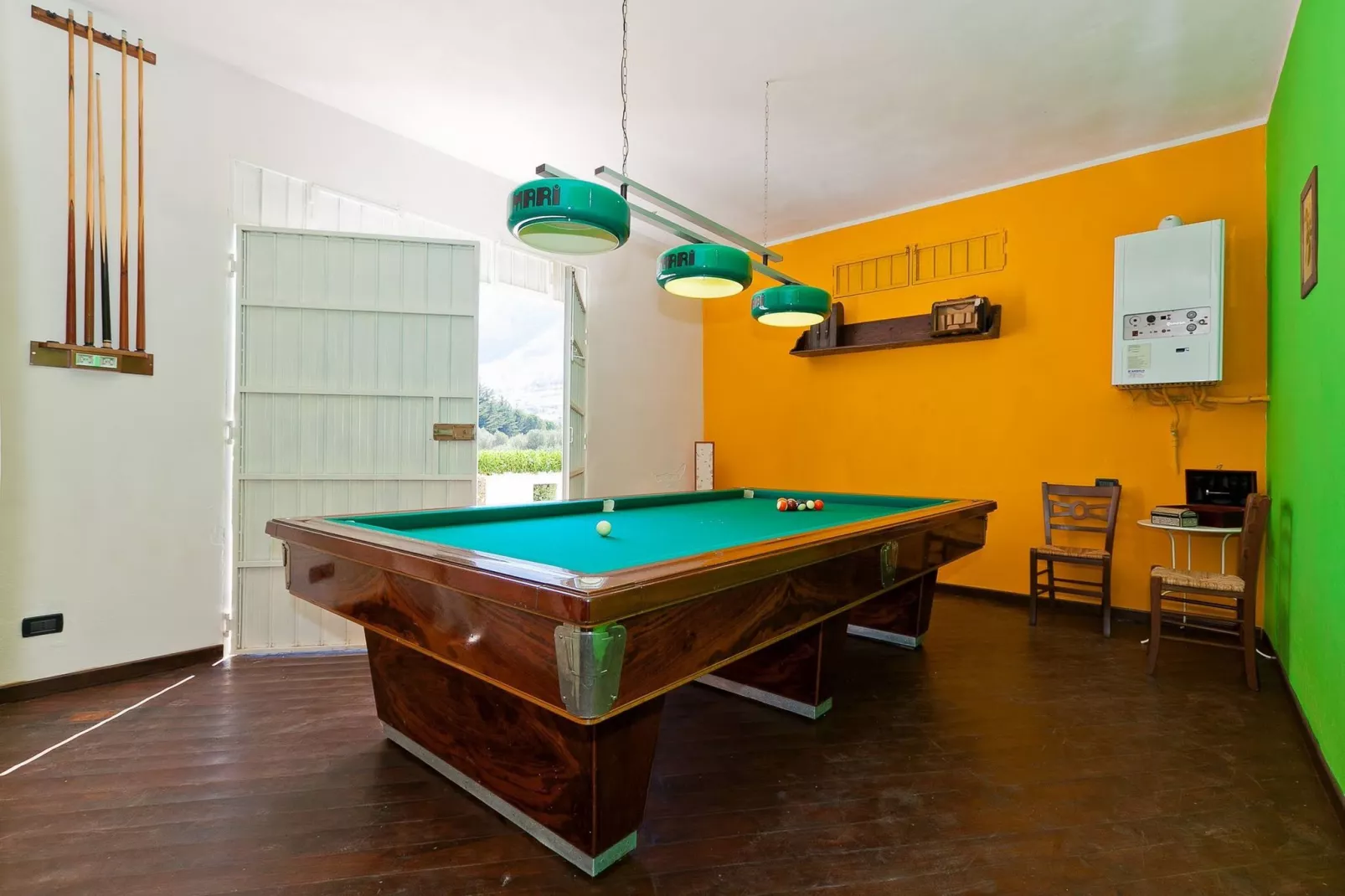 Tenute Aversa-Recreation room