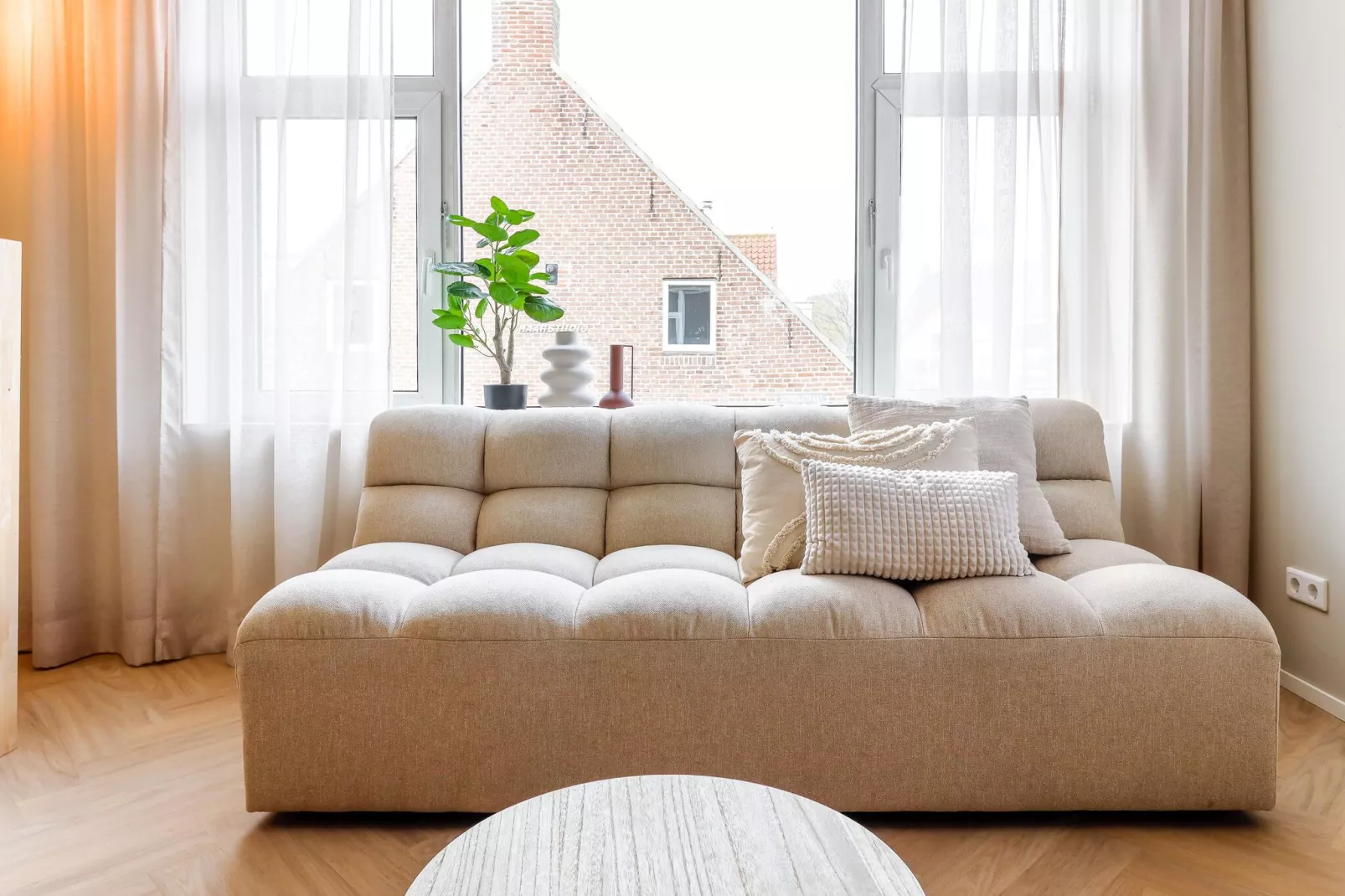 Familiesuite Beach-Living room