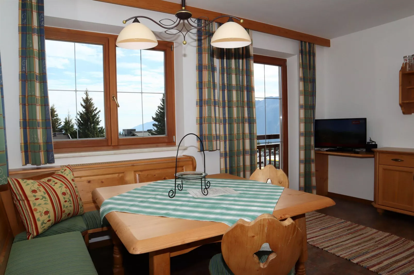 Apartments Filzsteinalm-Living room