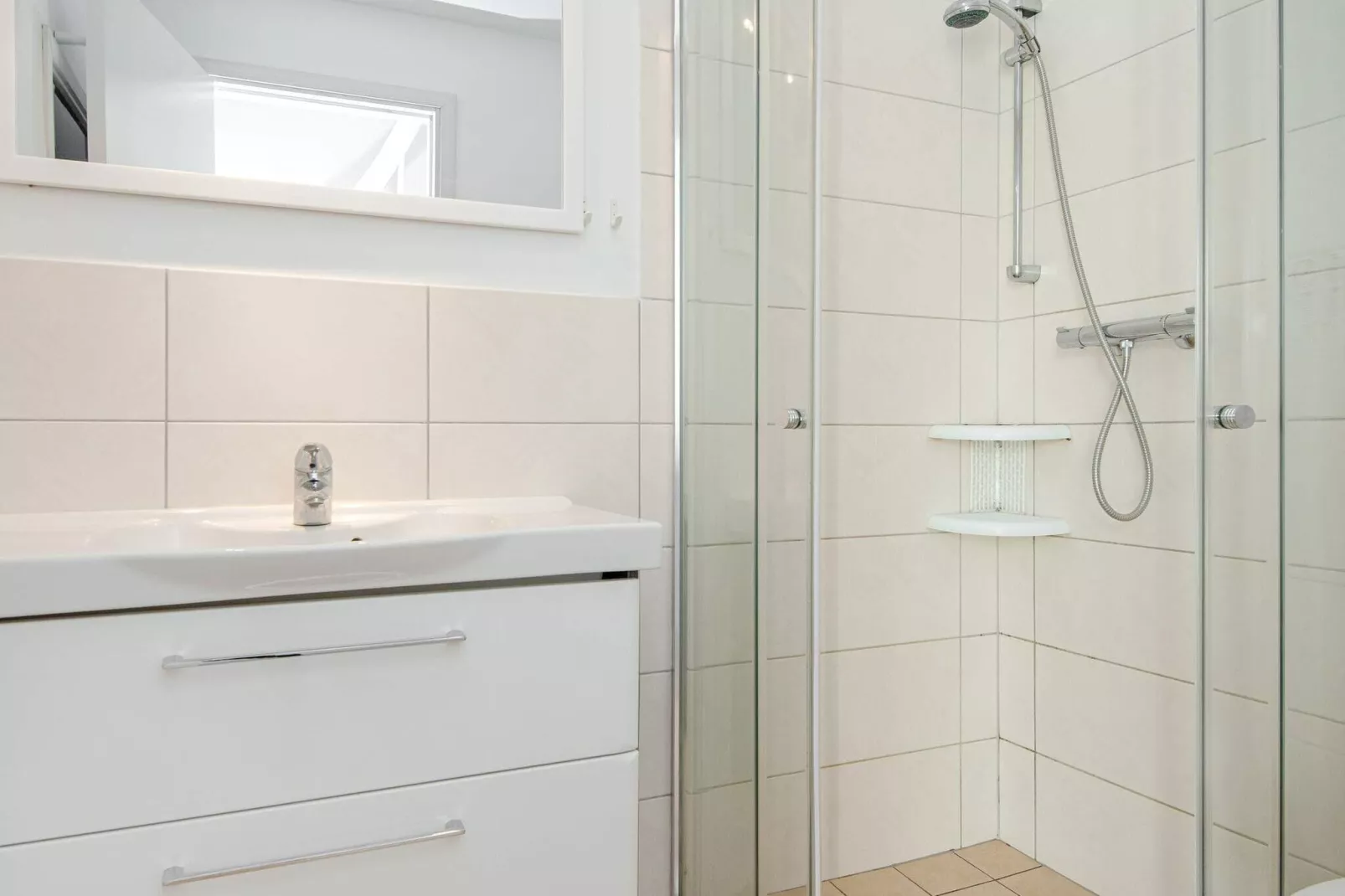 MERKUR 35+33 S DHH 2.+3.RH.-Intérieur