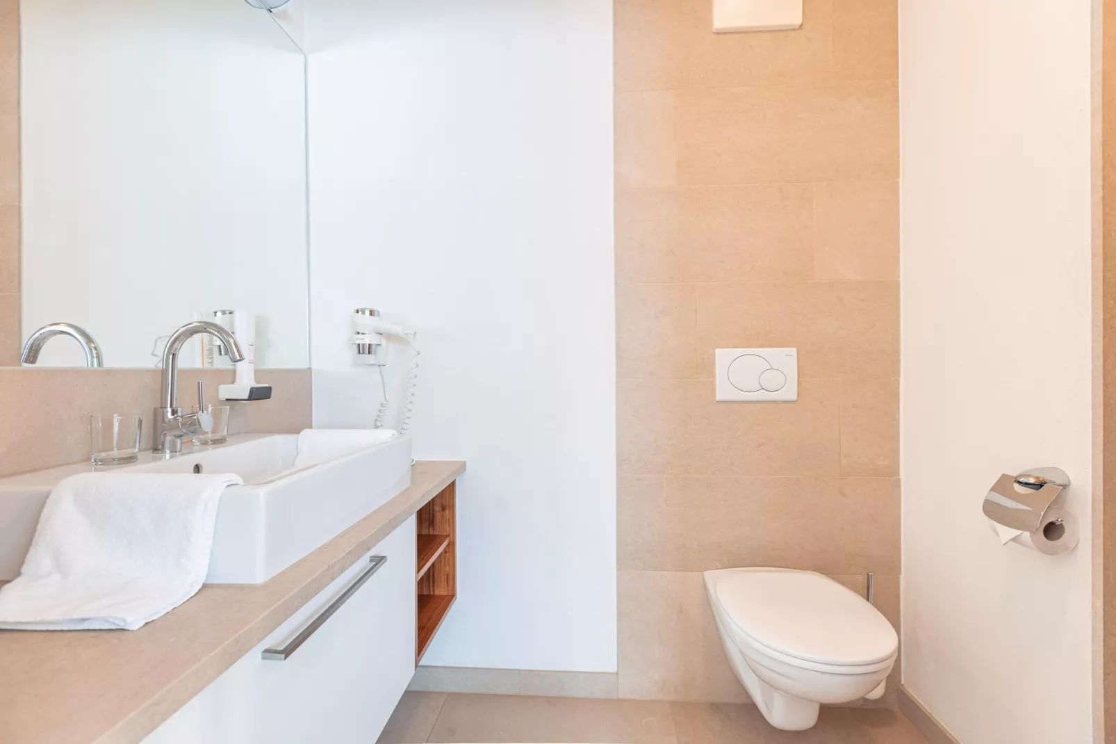 Tauernresidence Radstadt 1-Bathroom