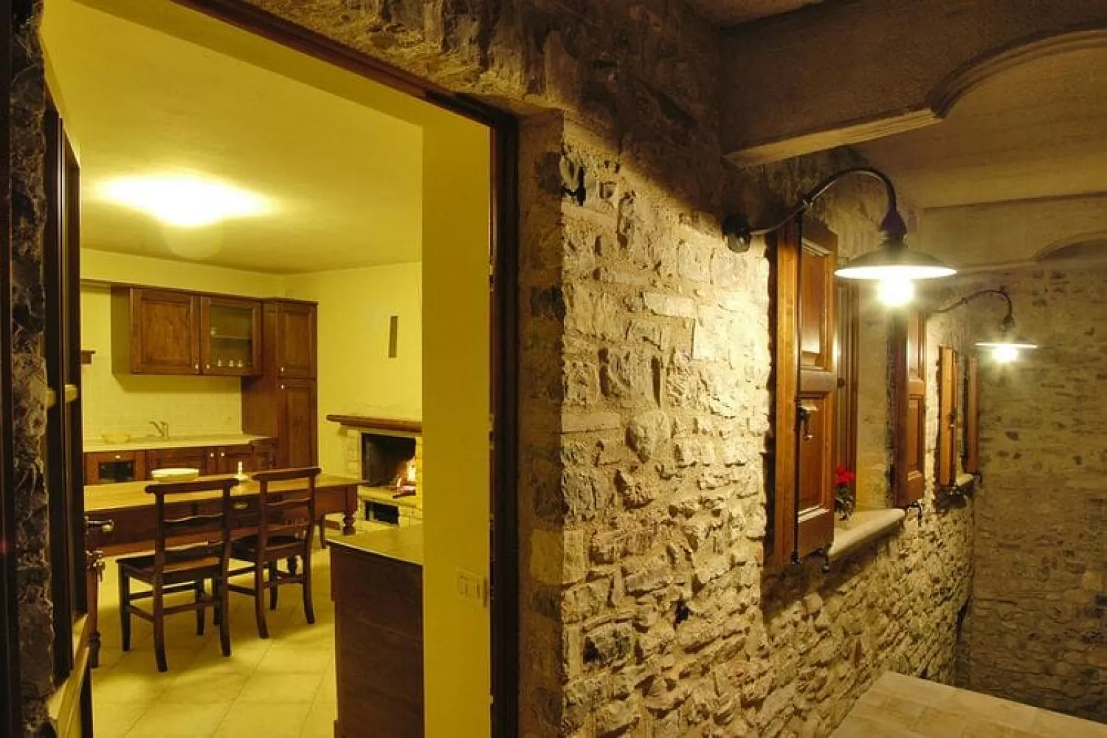 Residence Casale Pegol Tignale mono 3 Il Nido-mono 3 Il Nido-Dining room