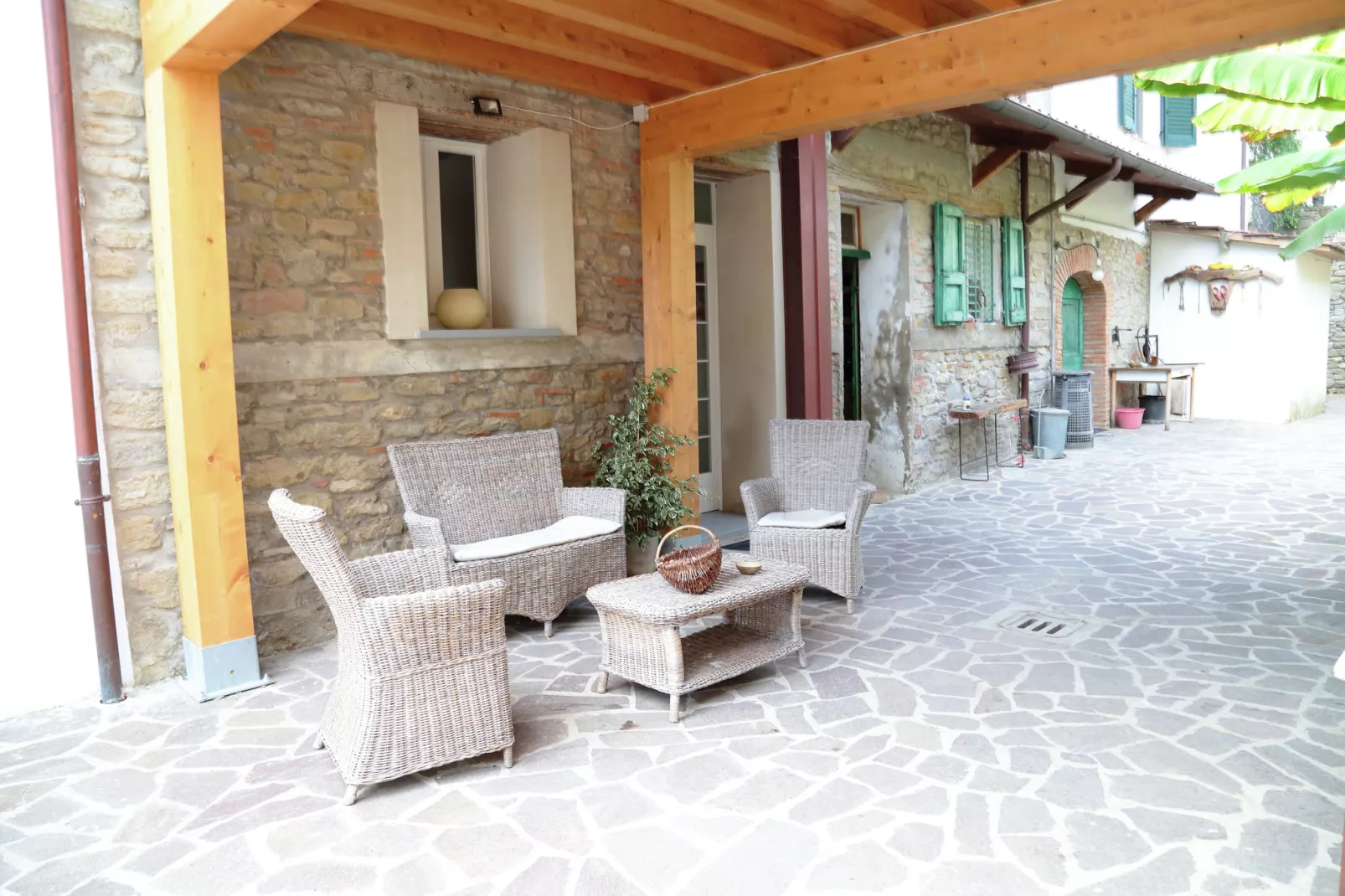 Appartamento Le Rondini-Terrace balcony